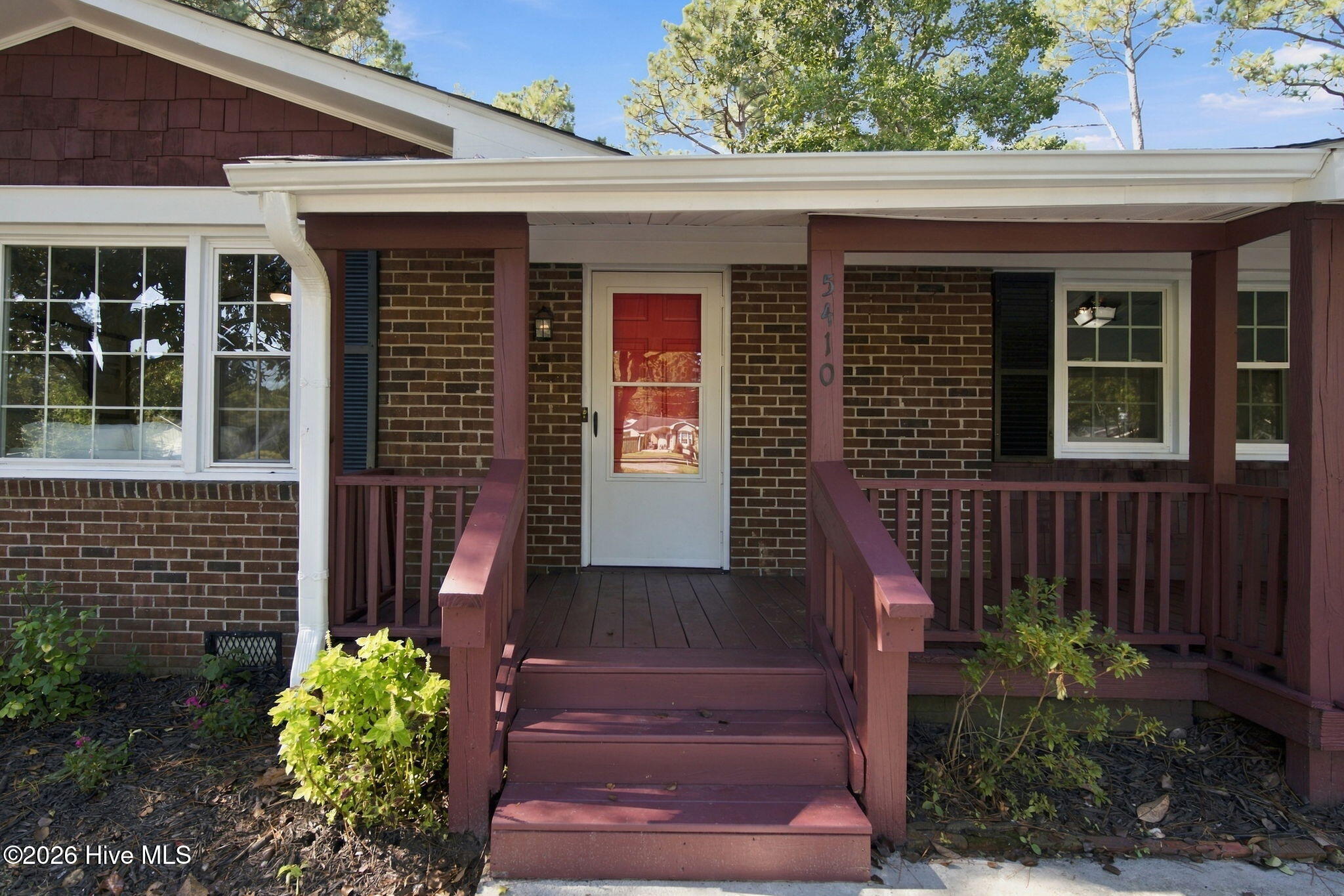 5410 Rollin Road Property Photo 3