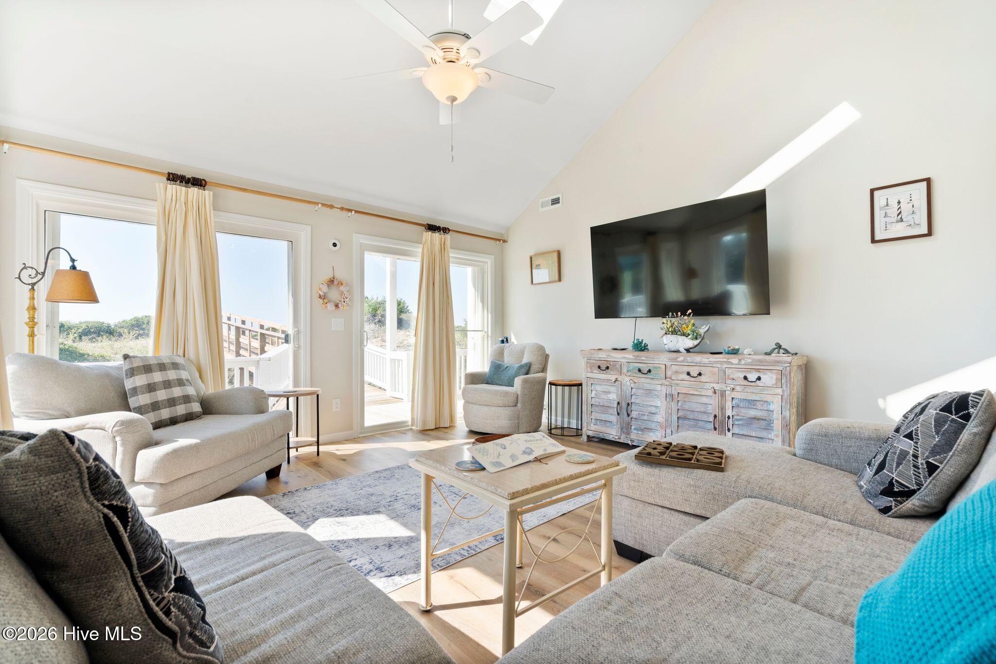 425 Caswell Beach Road Property Photo 7