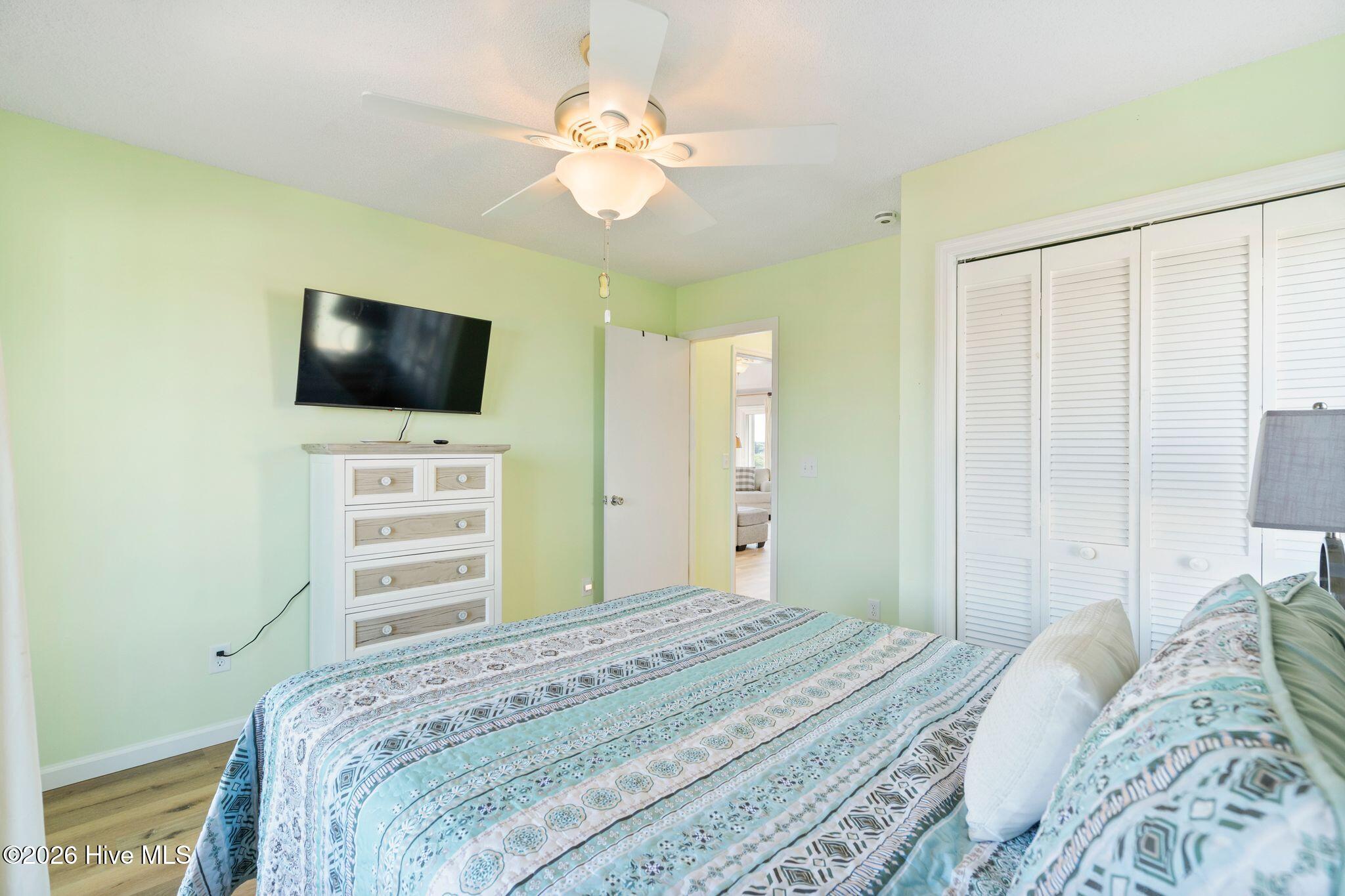 425 Caswell Beach Road Property Photo 15