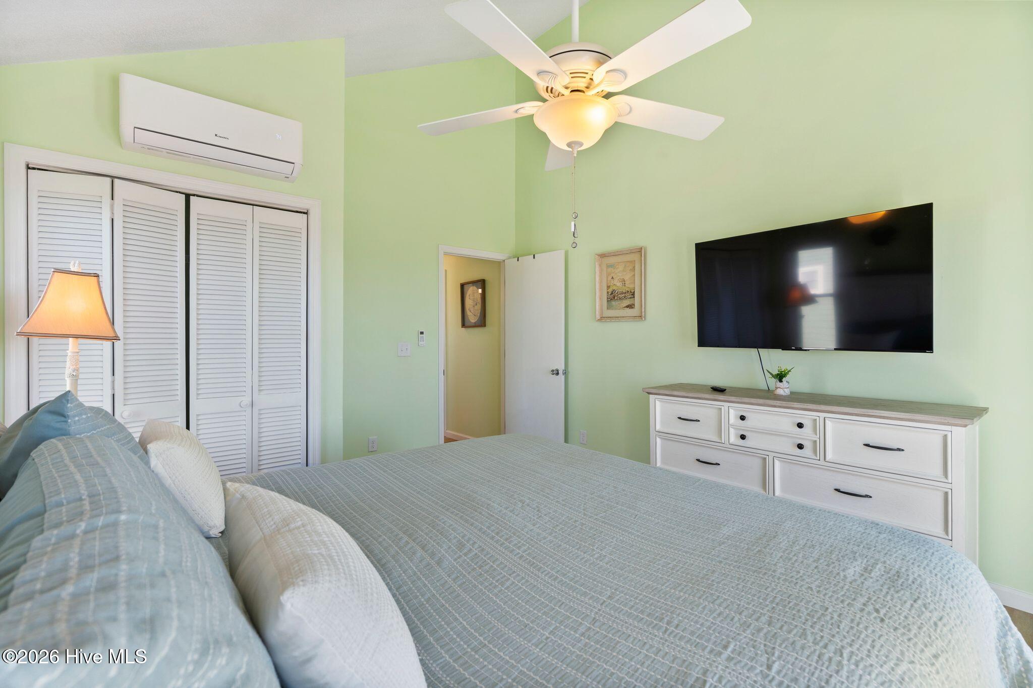 425 Caswell Beach Road Property Photo 34