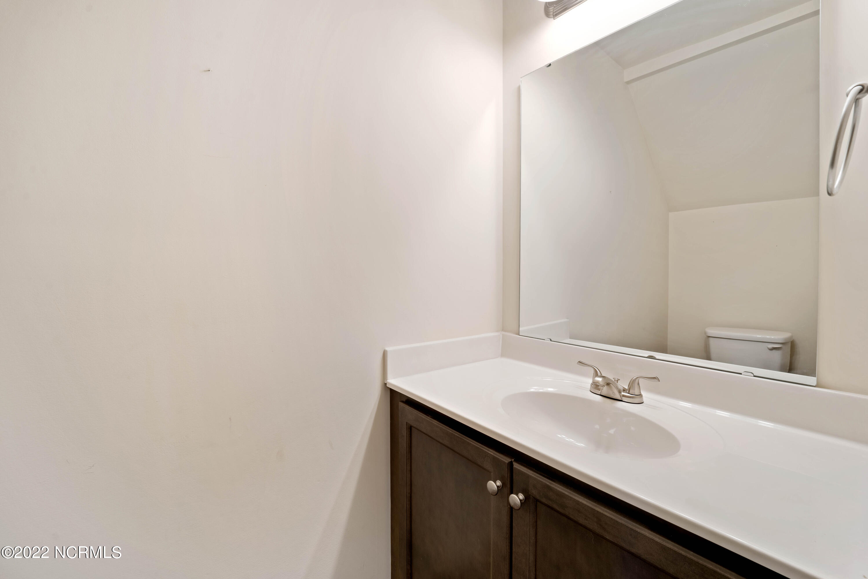 414 Sullivan Loop Road Property Photo 7