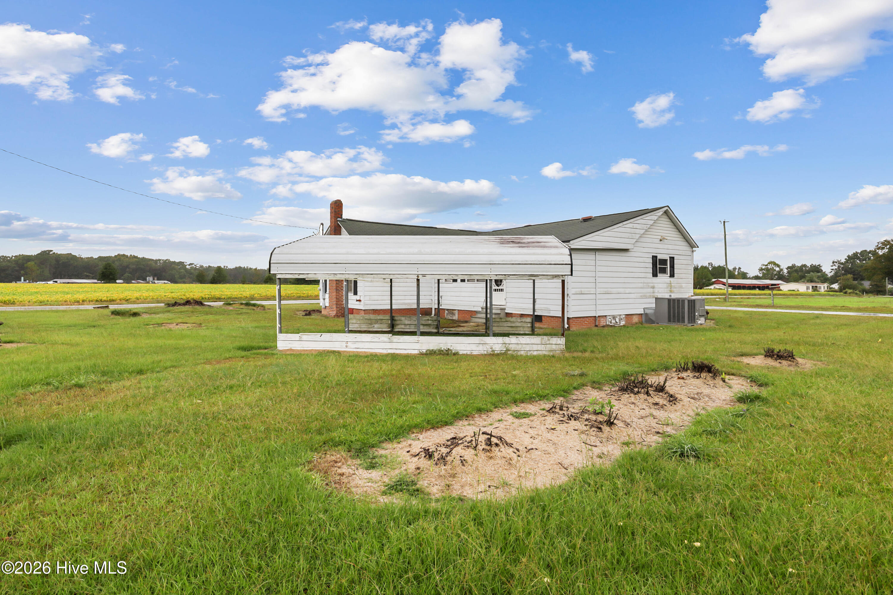 1169 Grantham School Road Property Photo 11