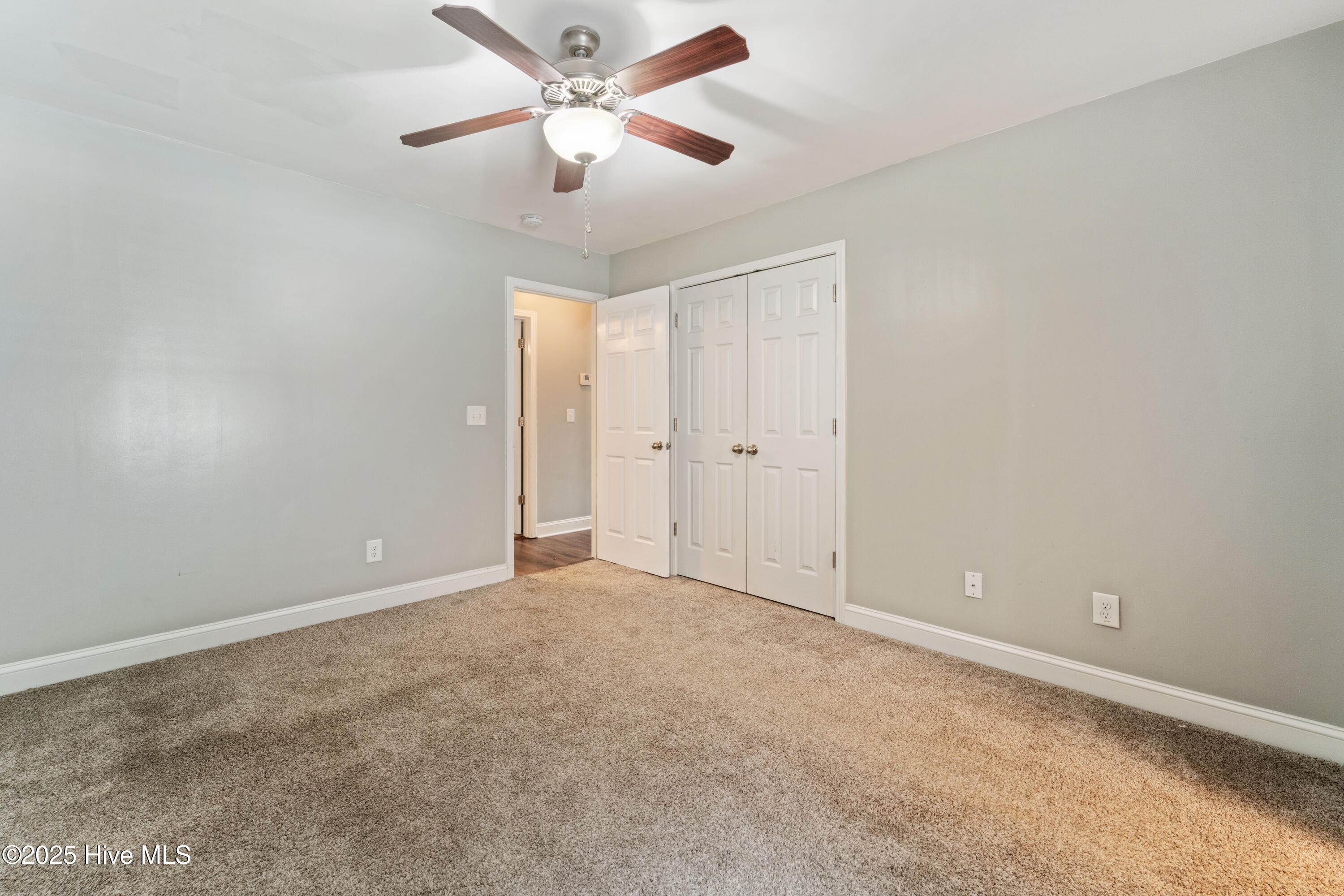 414 Glenhaven Lane Property Photo 7