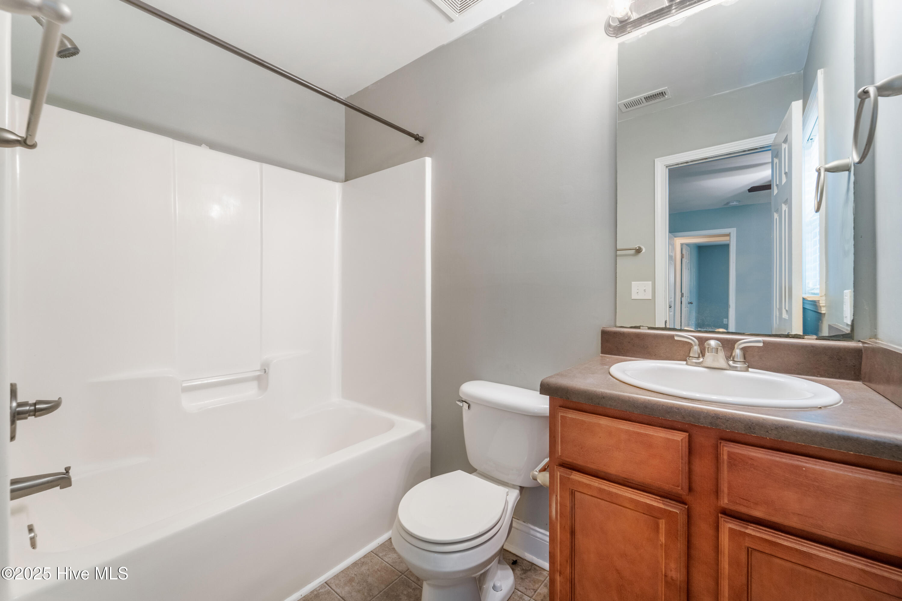414 Glenhaven Lane Property Photo 8