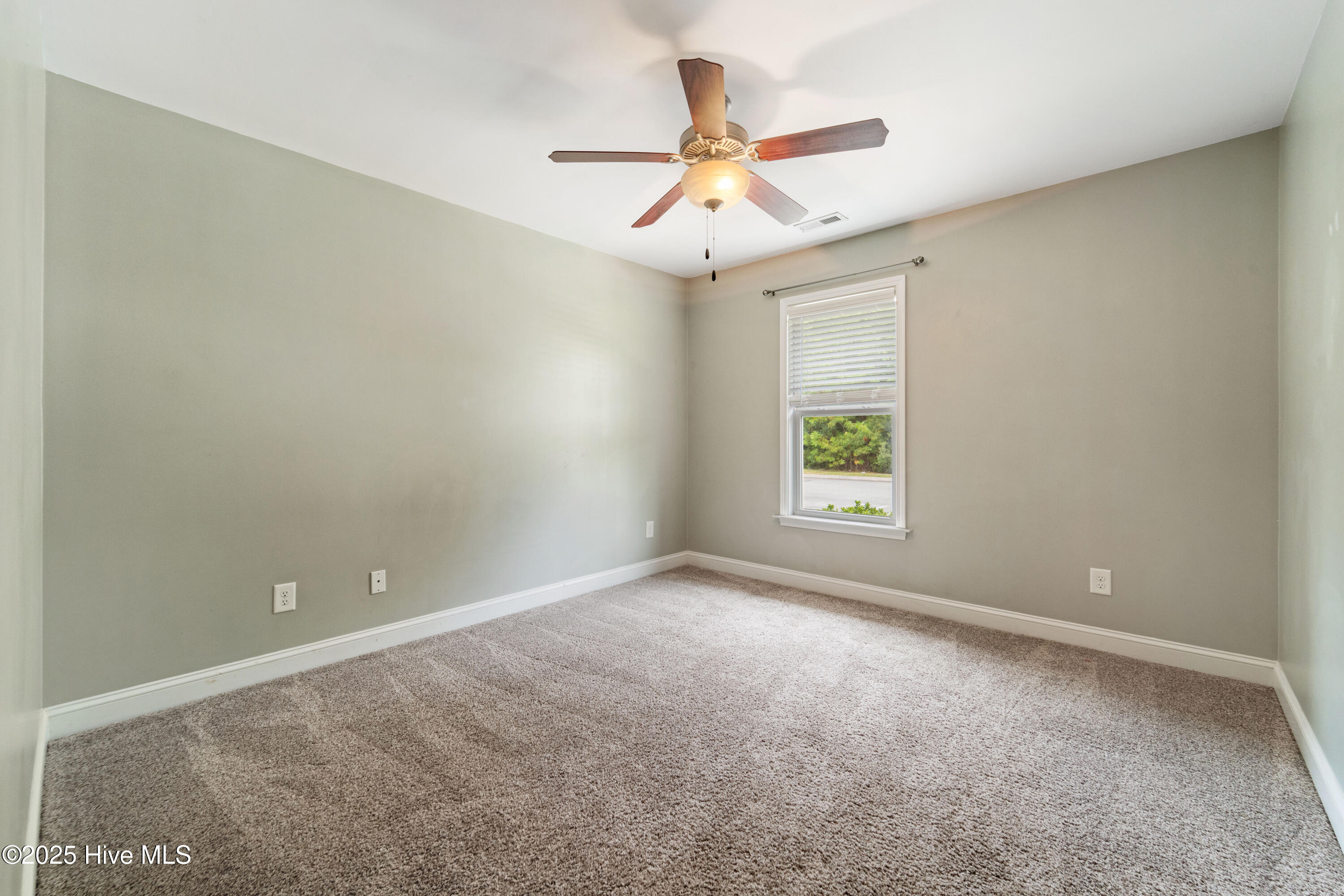414 Glenhaven Lane Property Photo 10