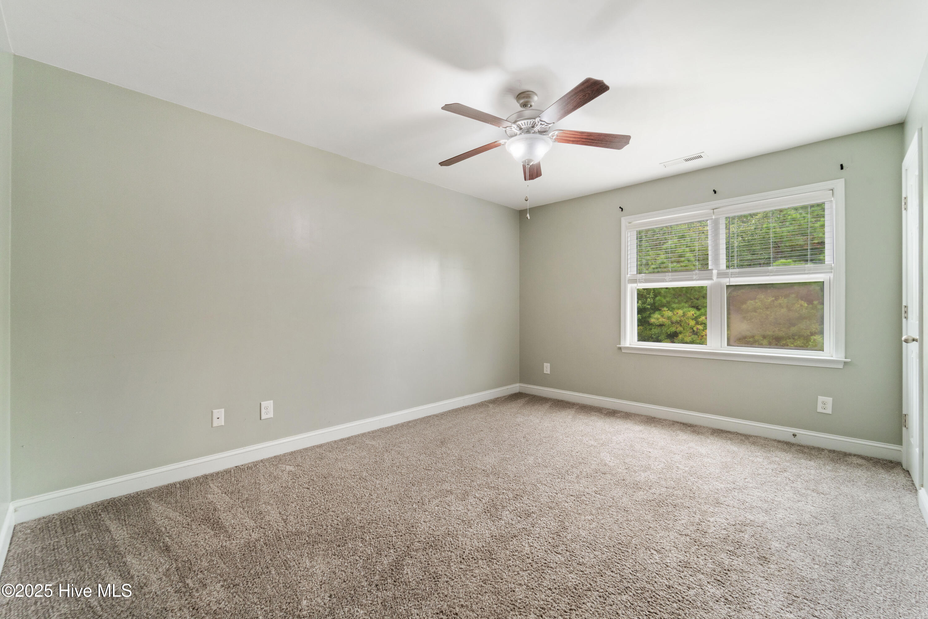 414 Glenhaven Lane Property Photo 12