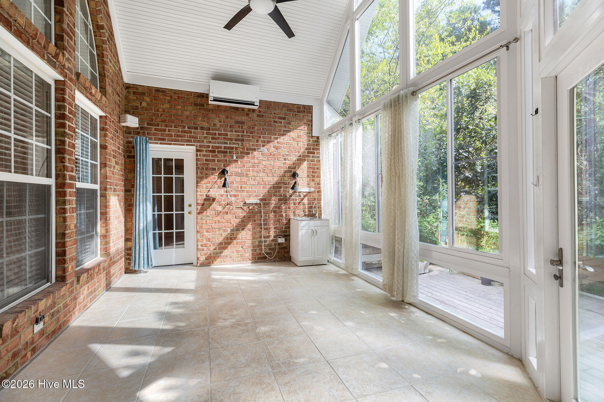 232 Gatefield Drive Property Photo 41