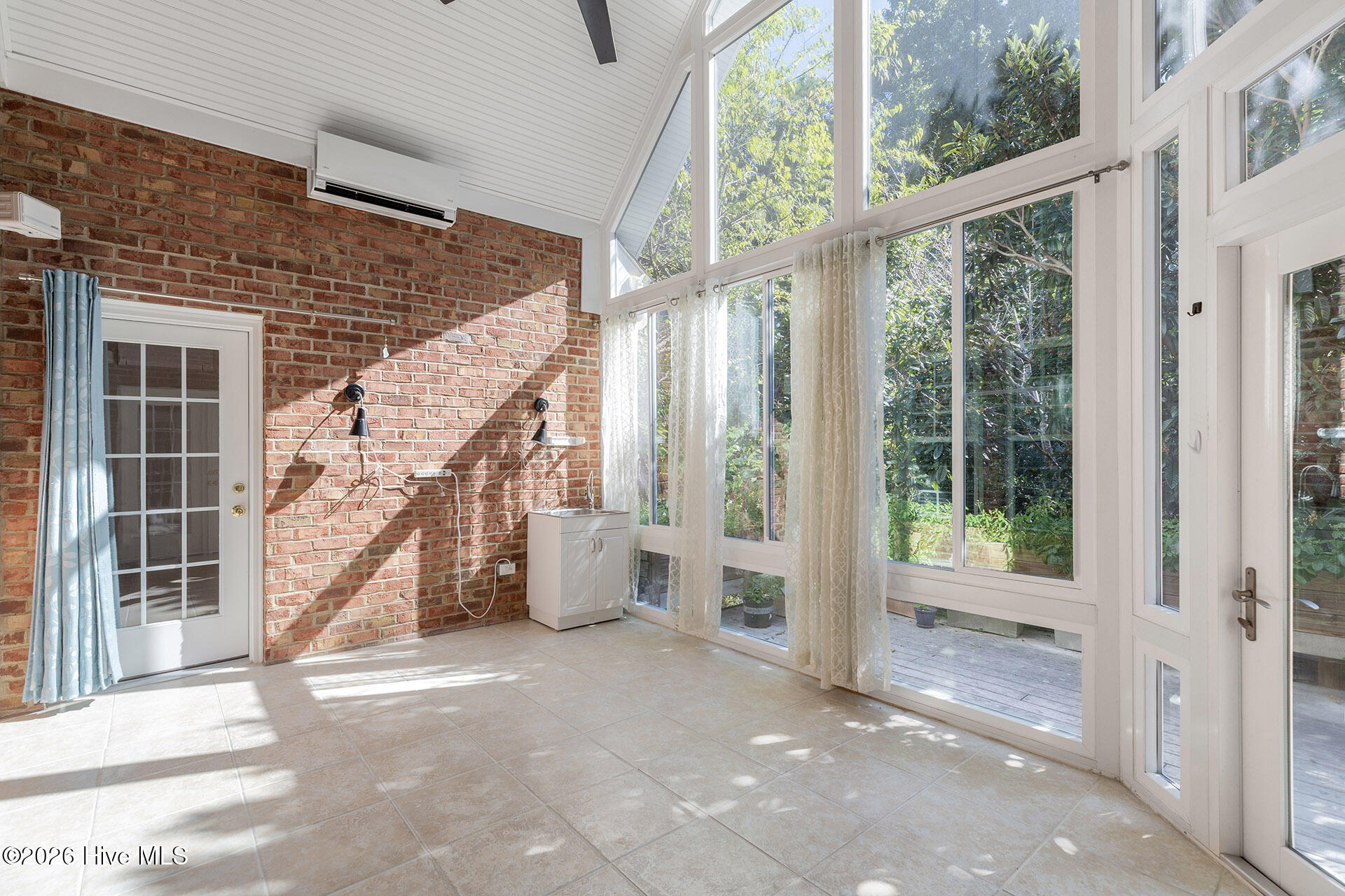 232 Gatefield Drive Property Photo 44