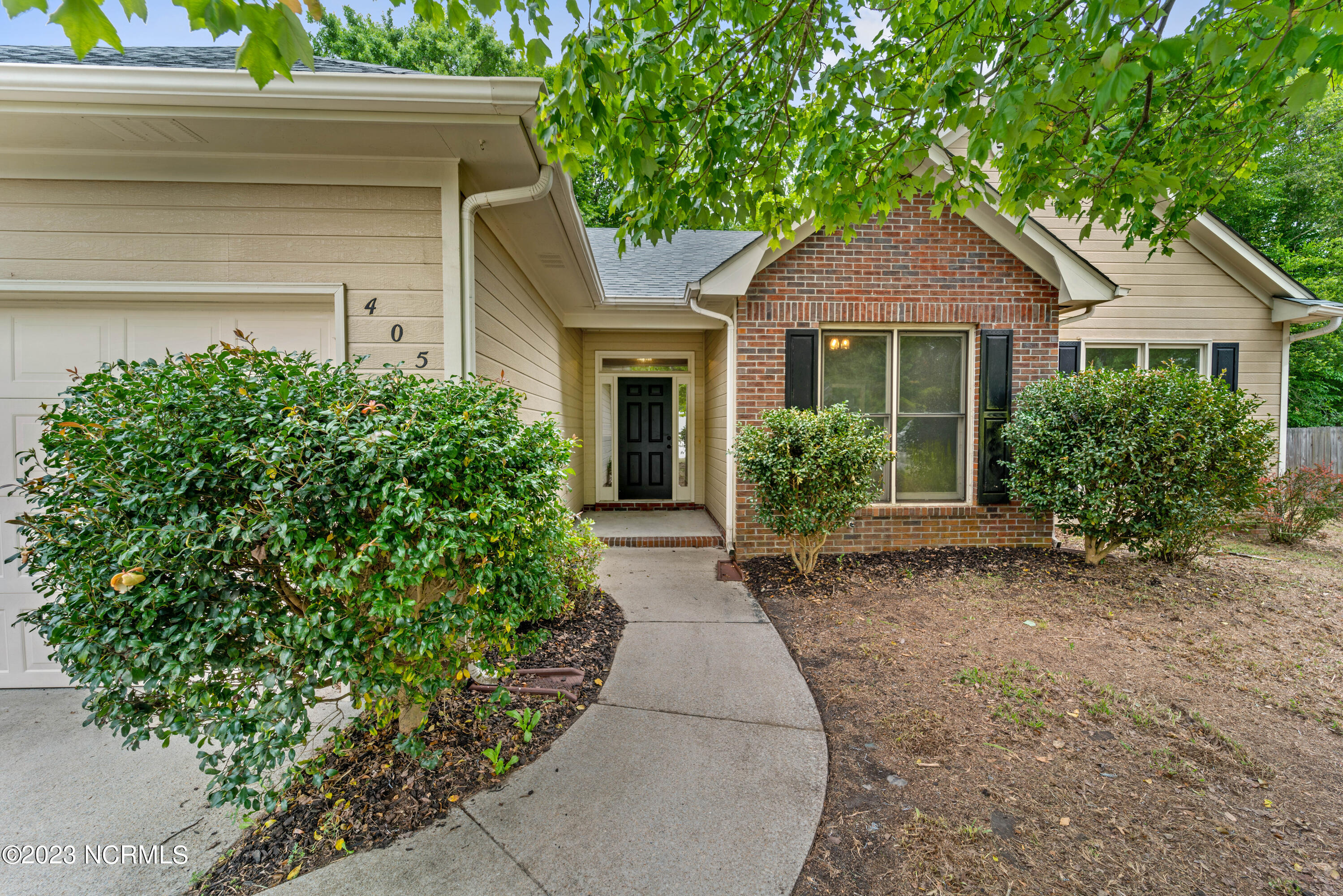 405 Windsong Court Property Photo 1