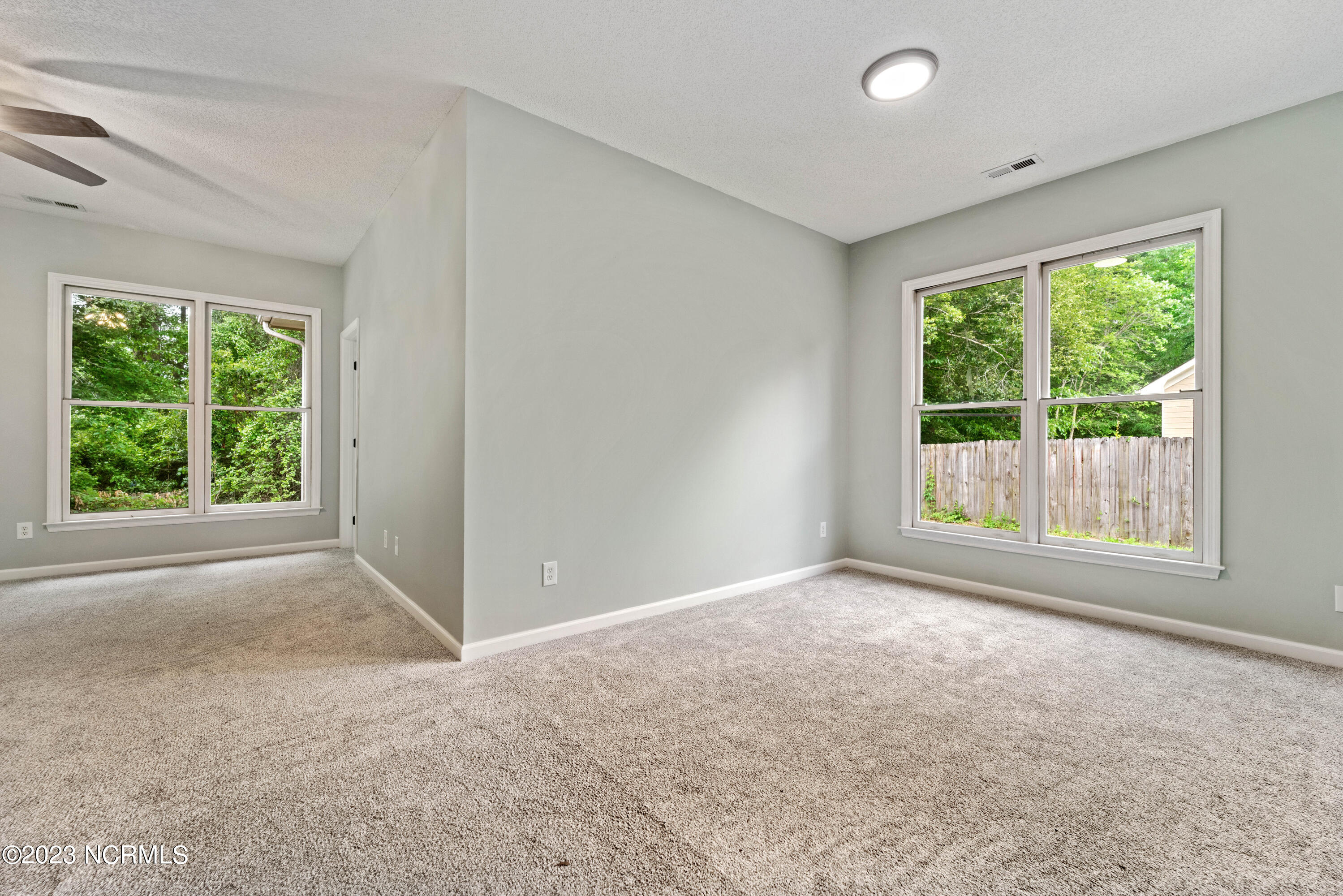 405 Windsong Court Property Photo 5