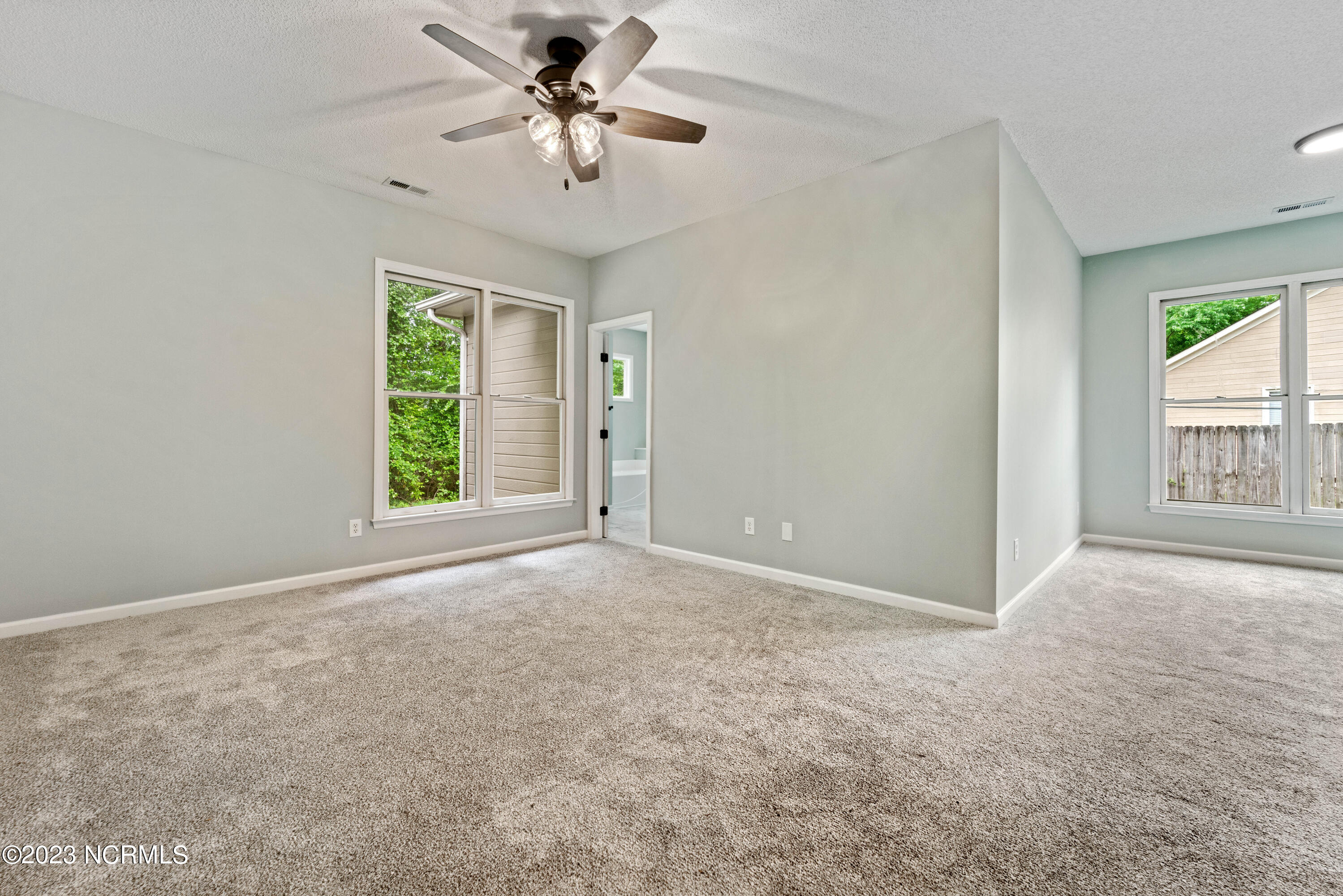 405 Windsong Court Property Photo 6