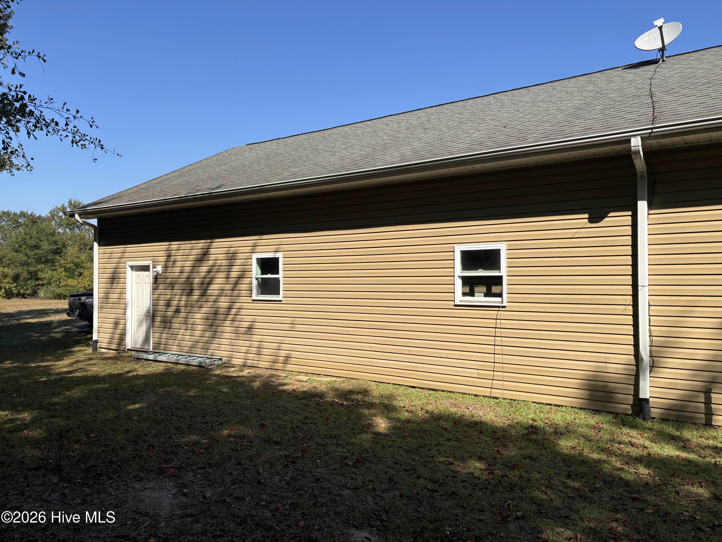 593 La Wane Lane Property Photo 15