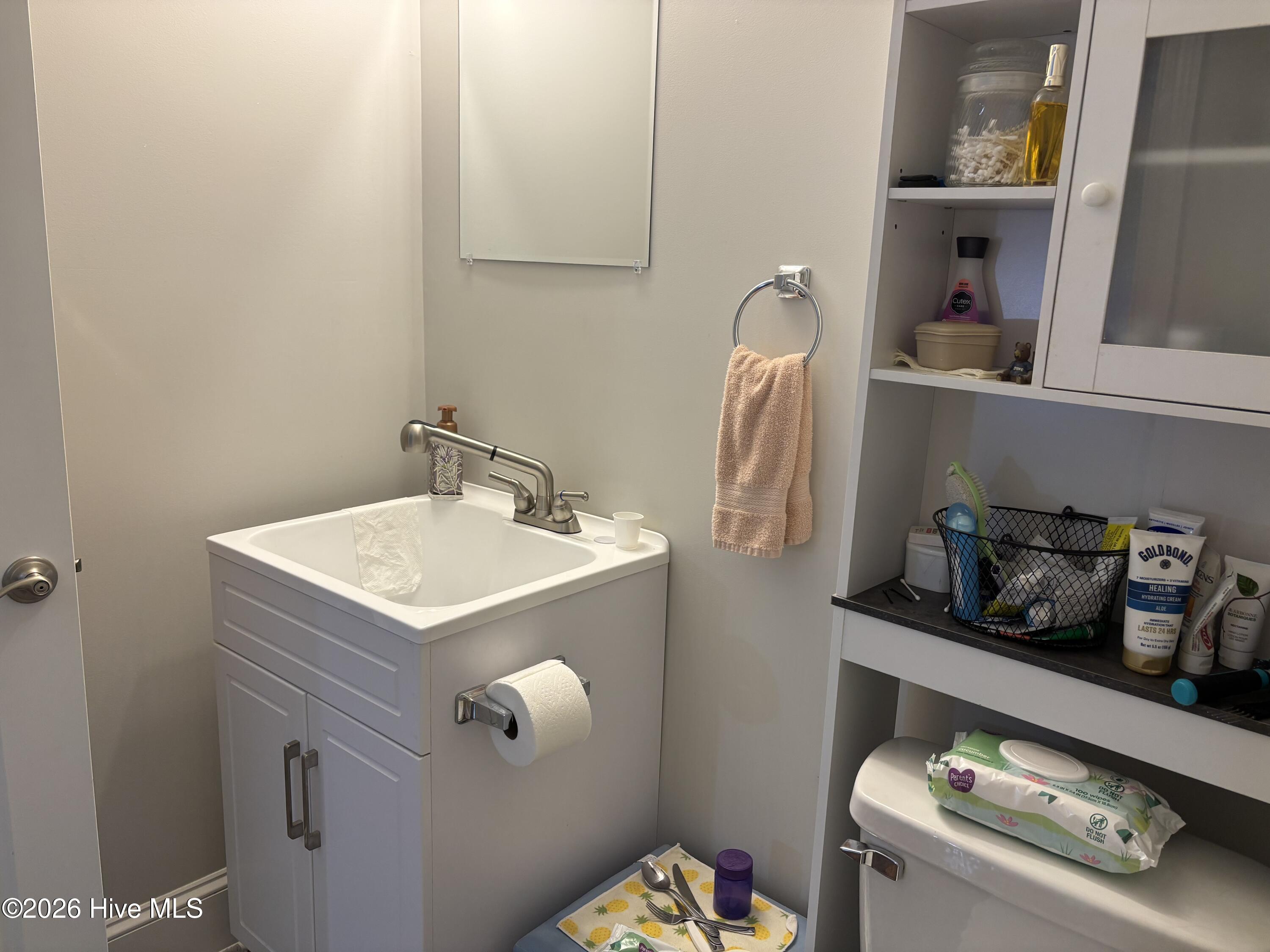 593 La Wane Lane Property Photo 24