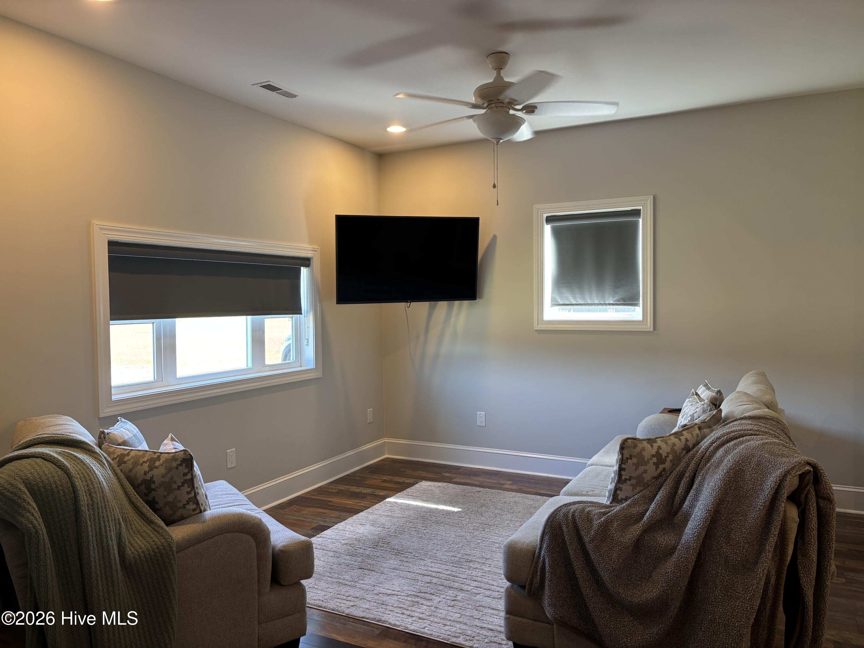 593 La Wane Lane Property Photo 32