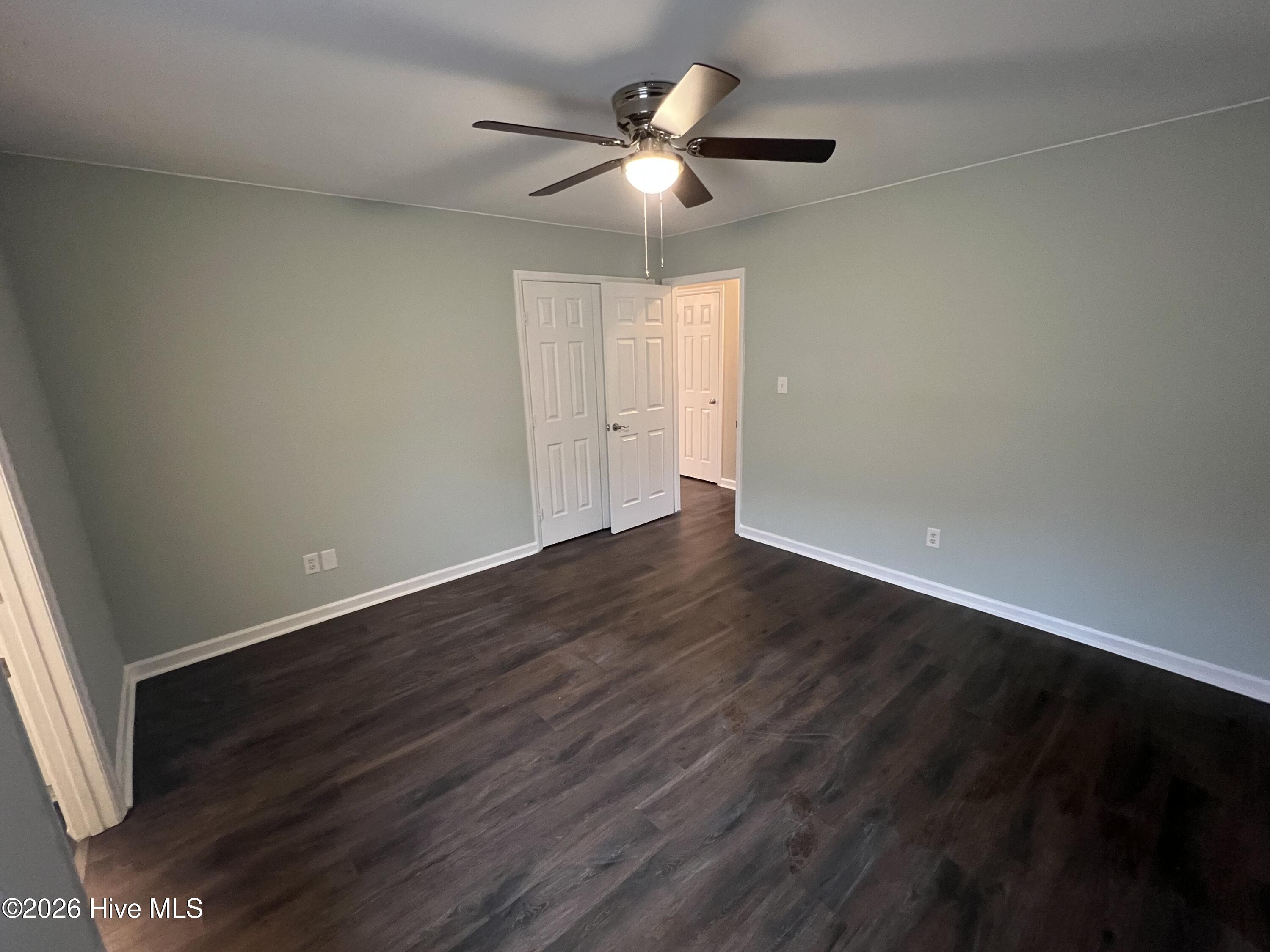 3204 Parkway Court A & B Property Photo 8