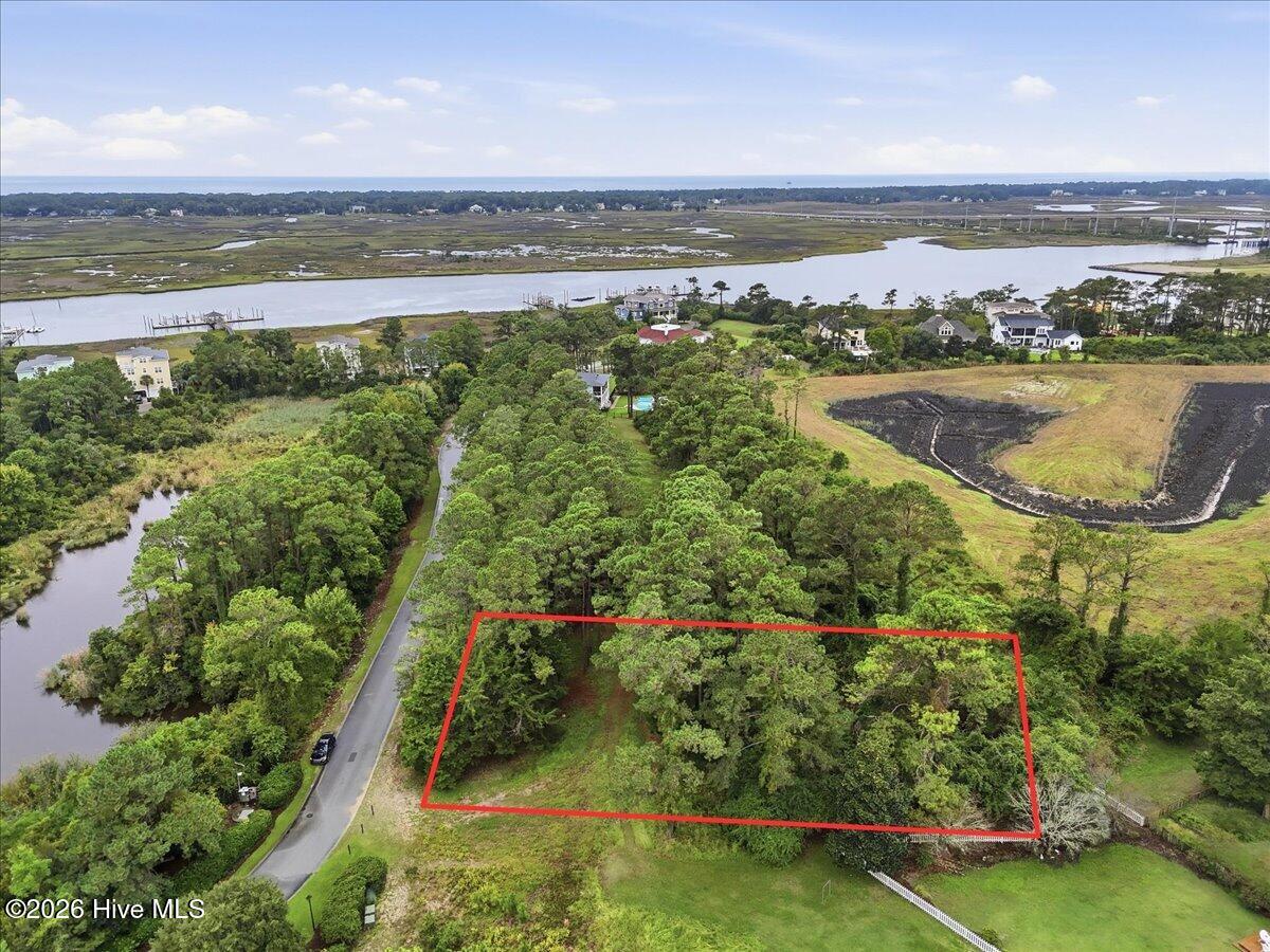 4042 1 Barnes Bluff Drive SE Property Photo 1
