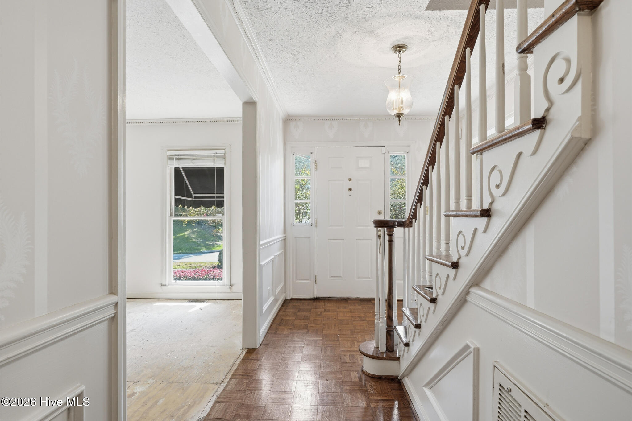 3139 W Lake Forest Drive Property Photo 19