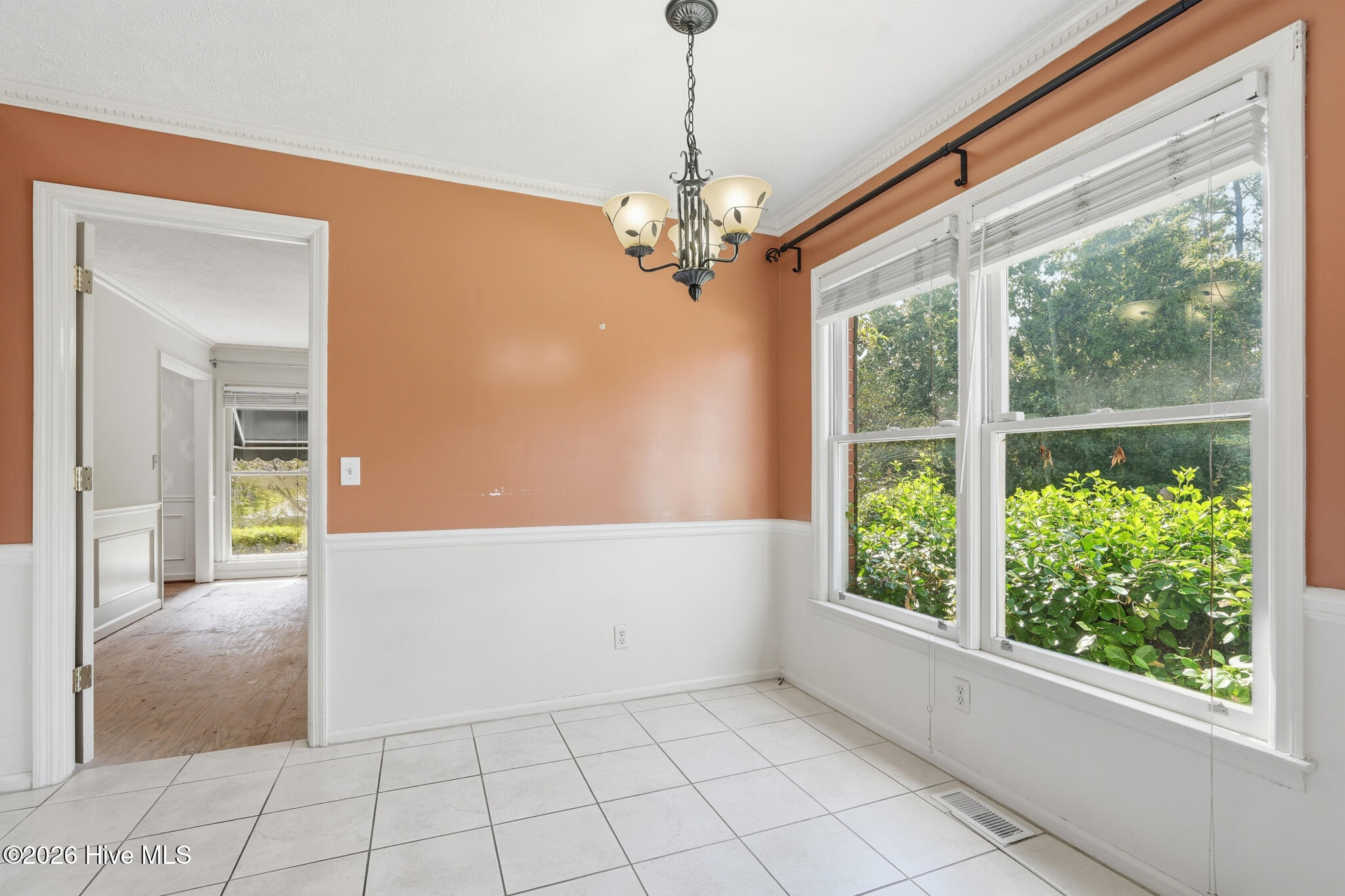 3139 W Lake Forest Drive Property Photo 27