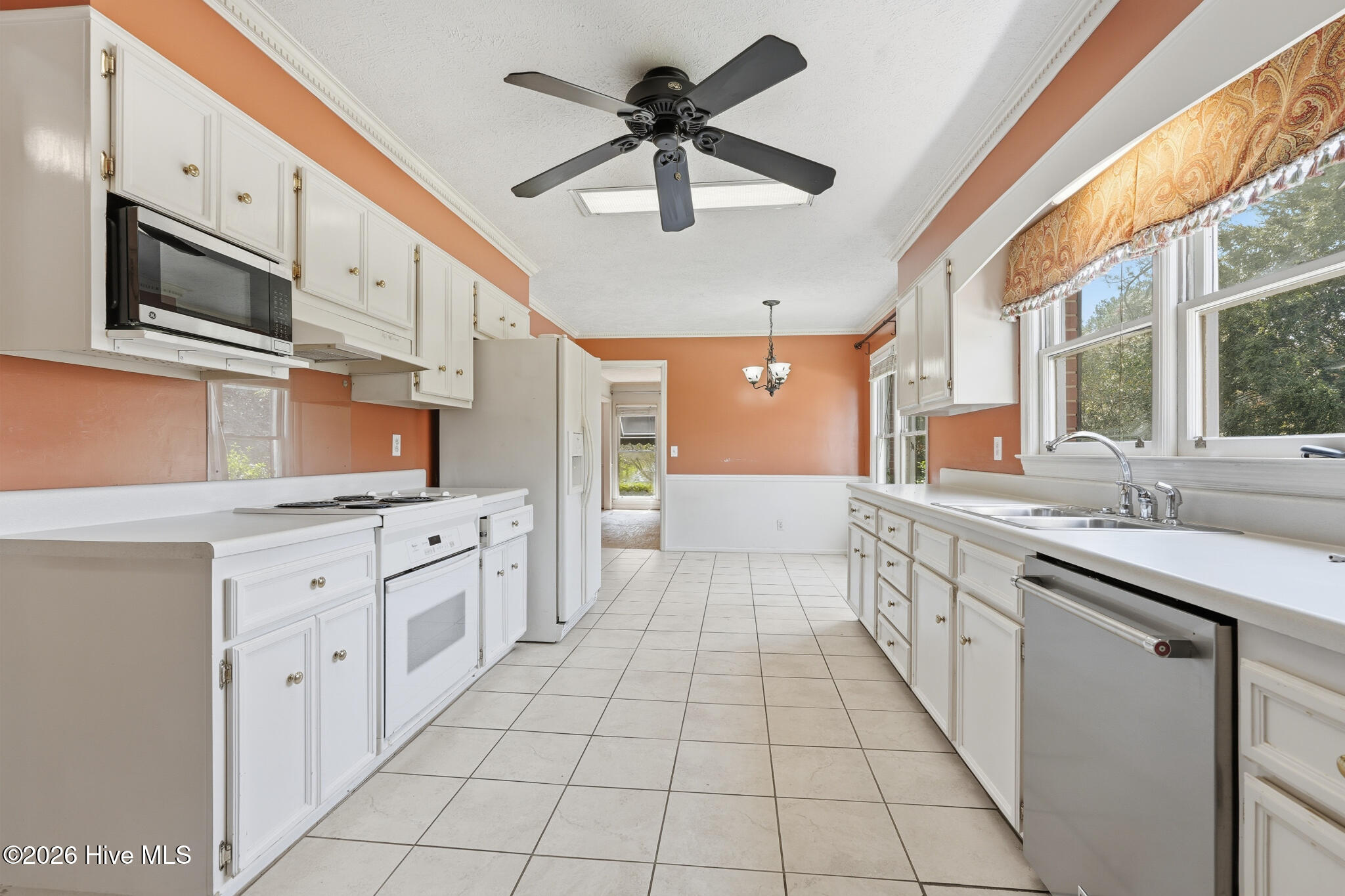 3139 W Lake Forest Drive Property Photo 29