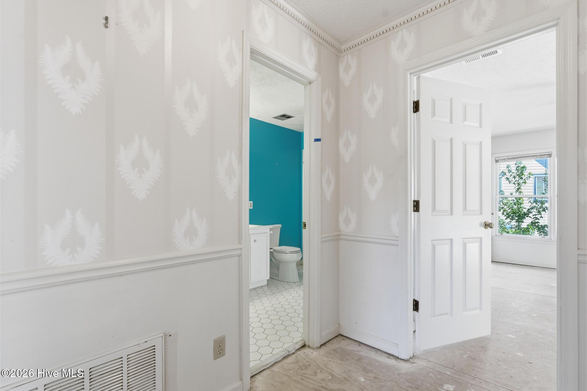 3139 W Lake Forest Drive Property Photo 47