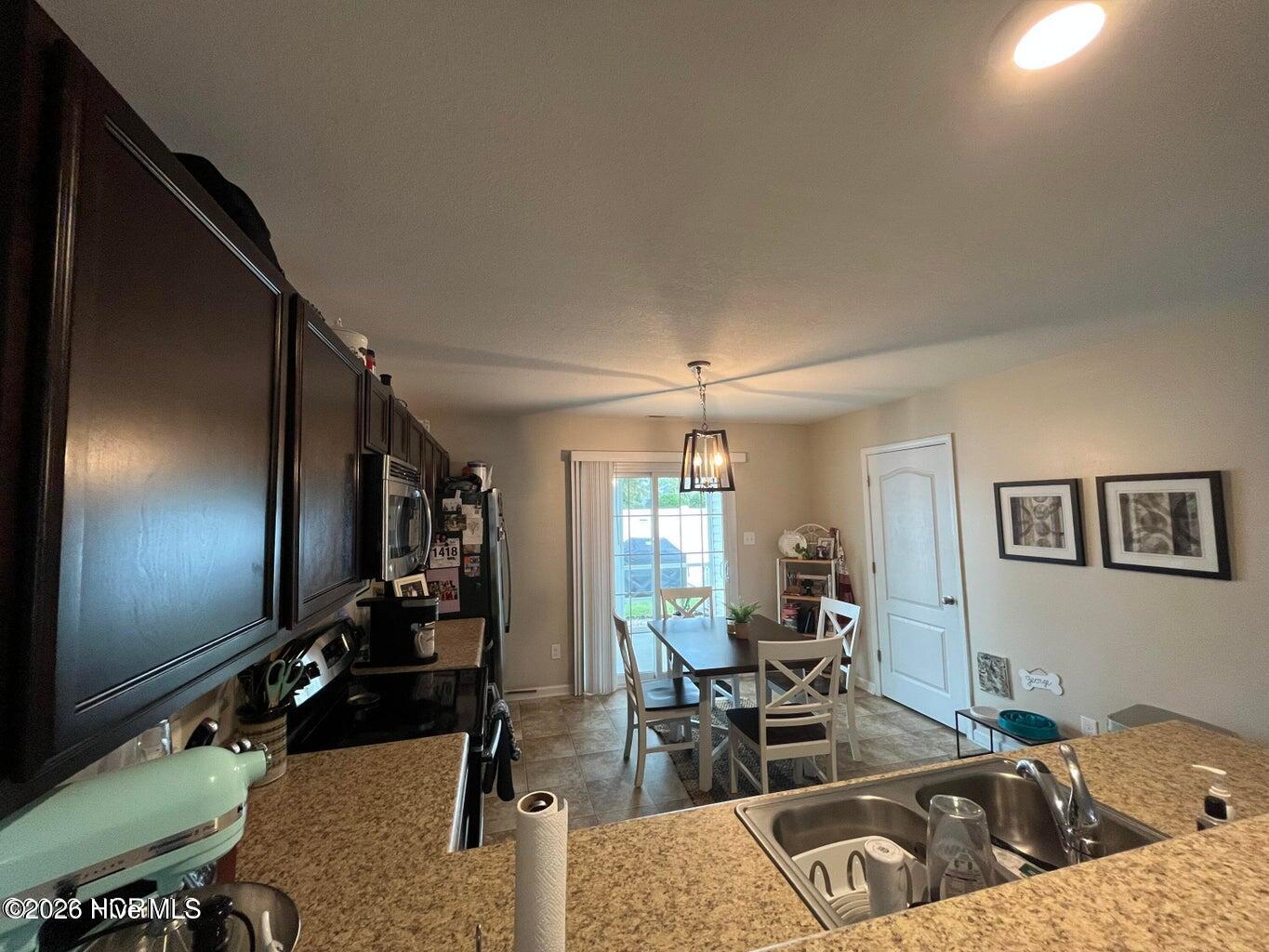 201 Glen Cannon Drive Property Photo 5