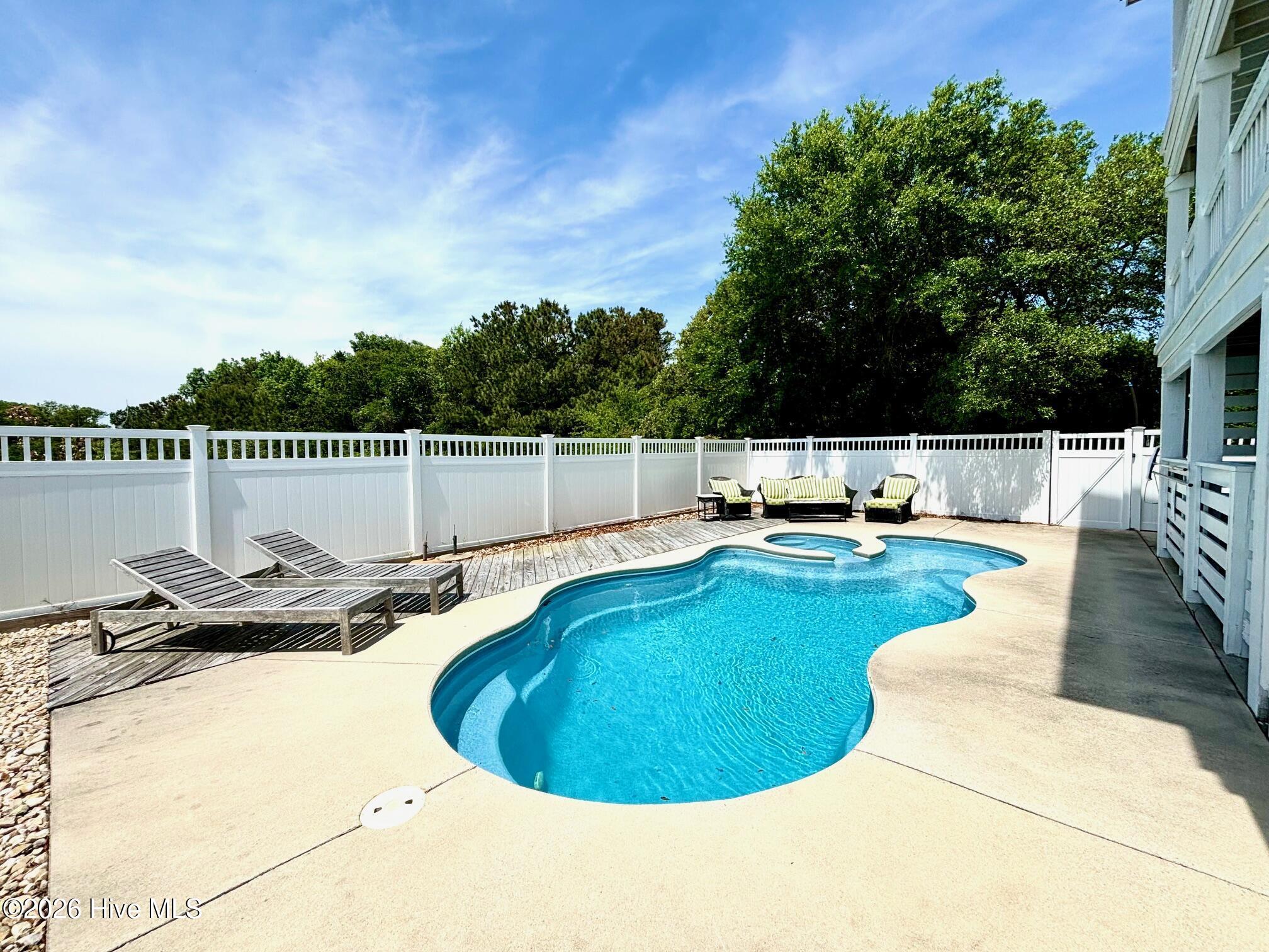 112 Duck Ridge Village Court Property Photo 12
