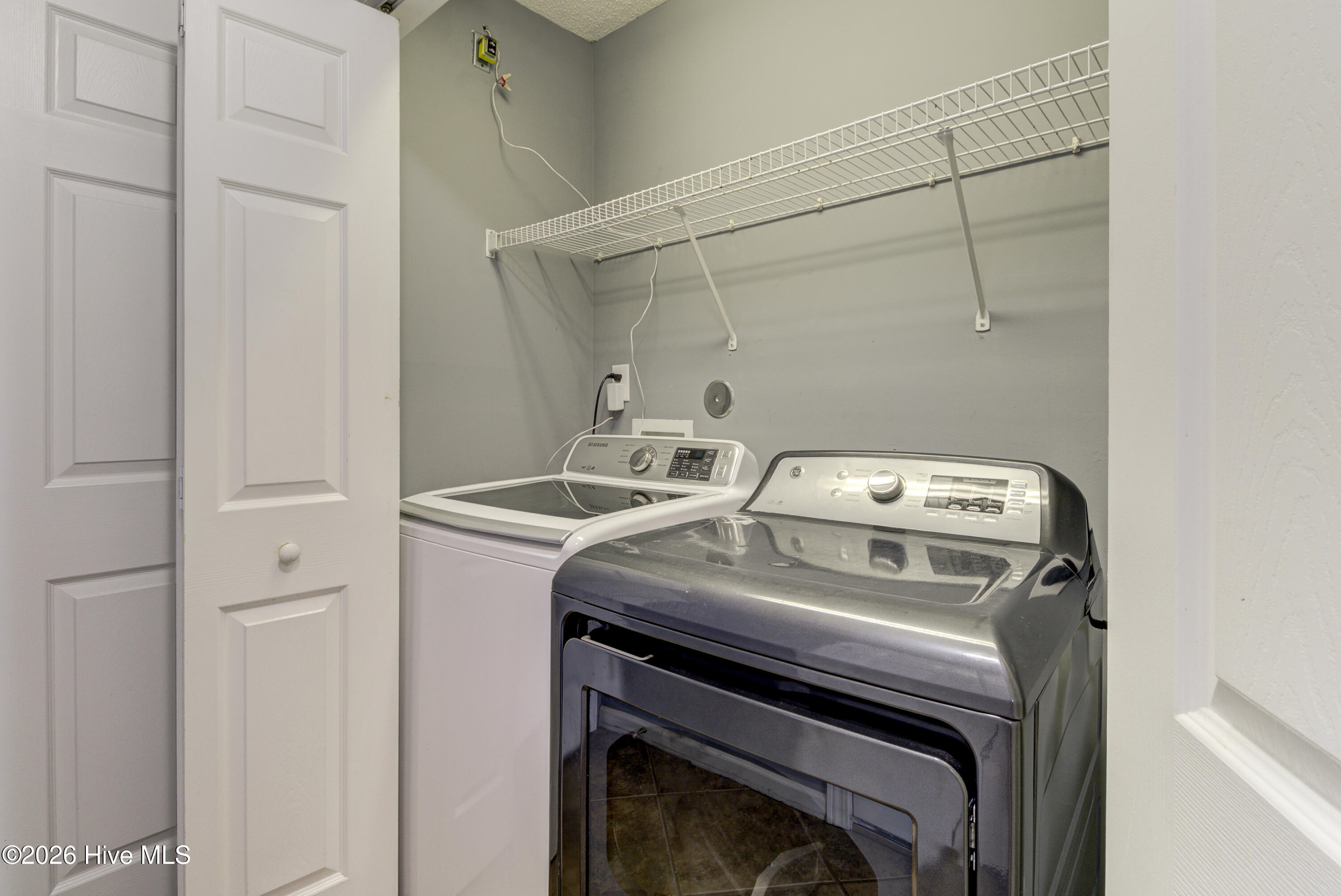 7400 Foxwerth Drive Property Photo 23