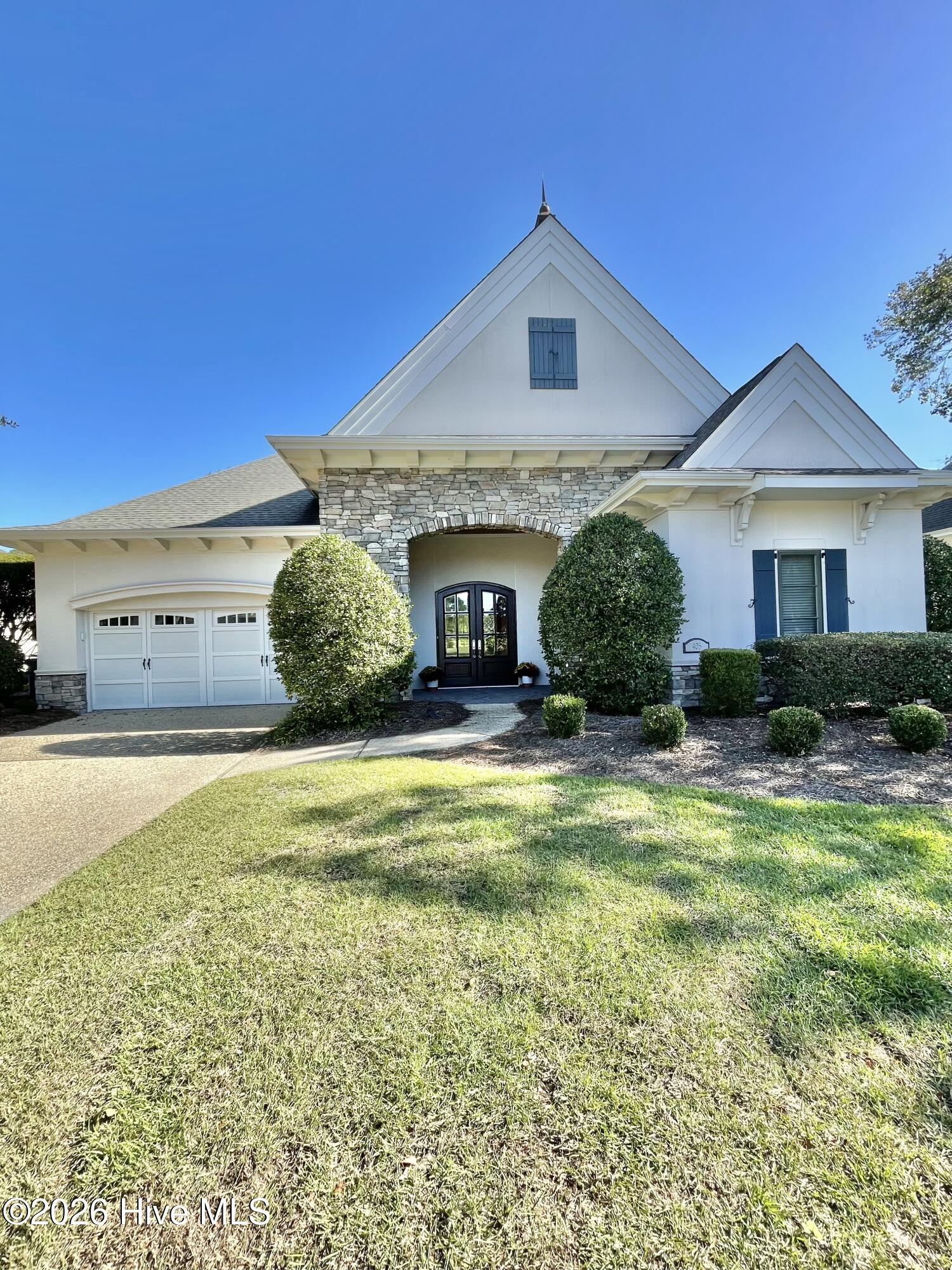 405 Moss Tree Drive Property Photo 1