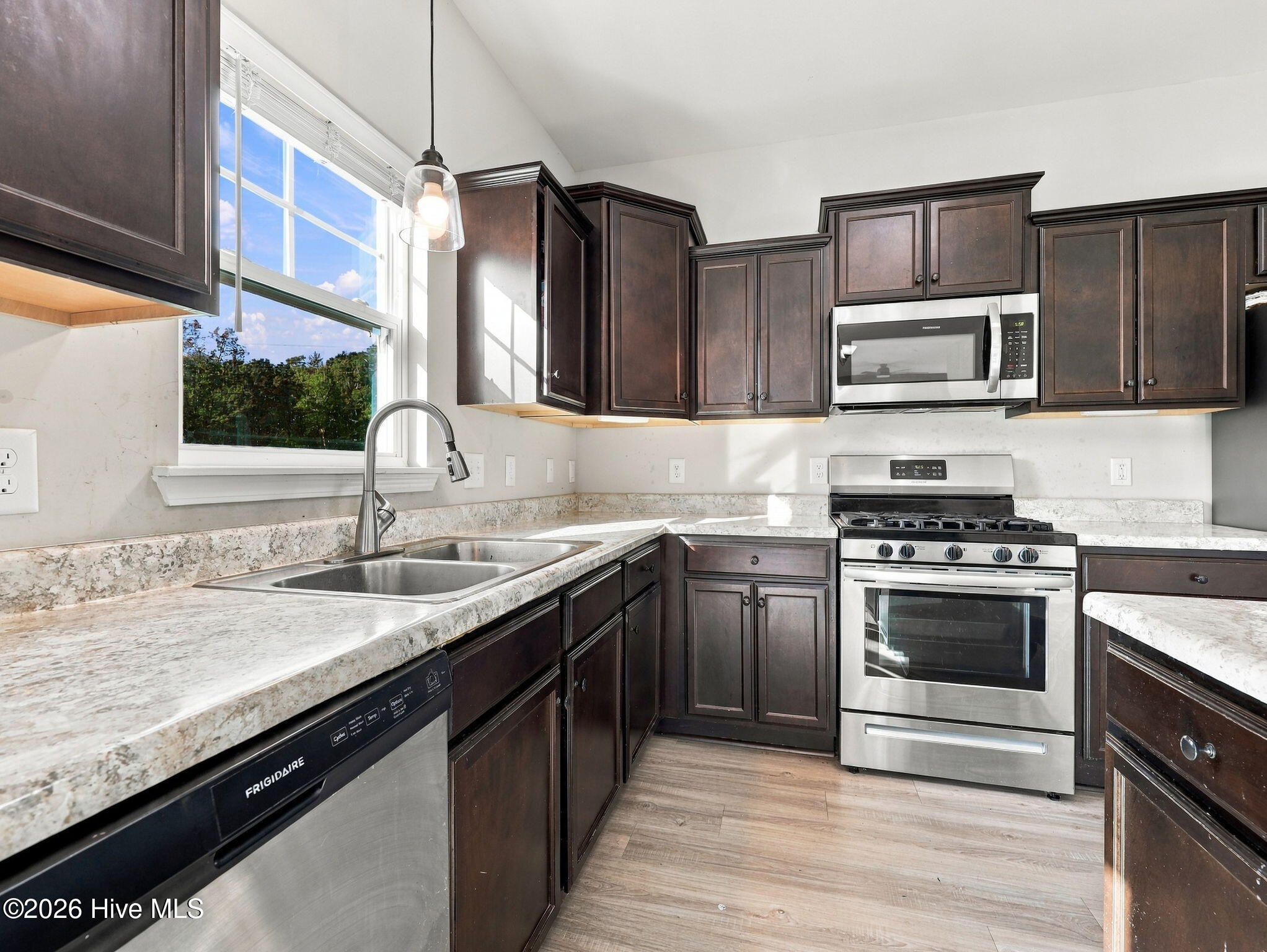 503 Ginn Street Property Photo 27