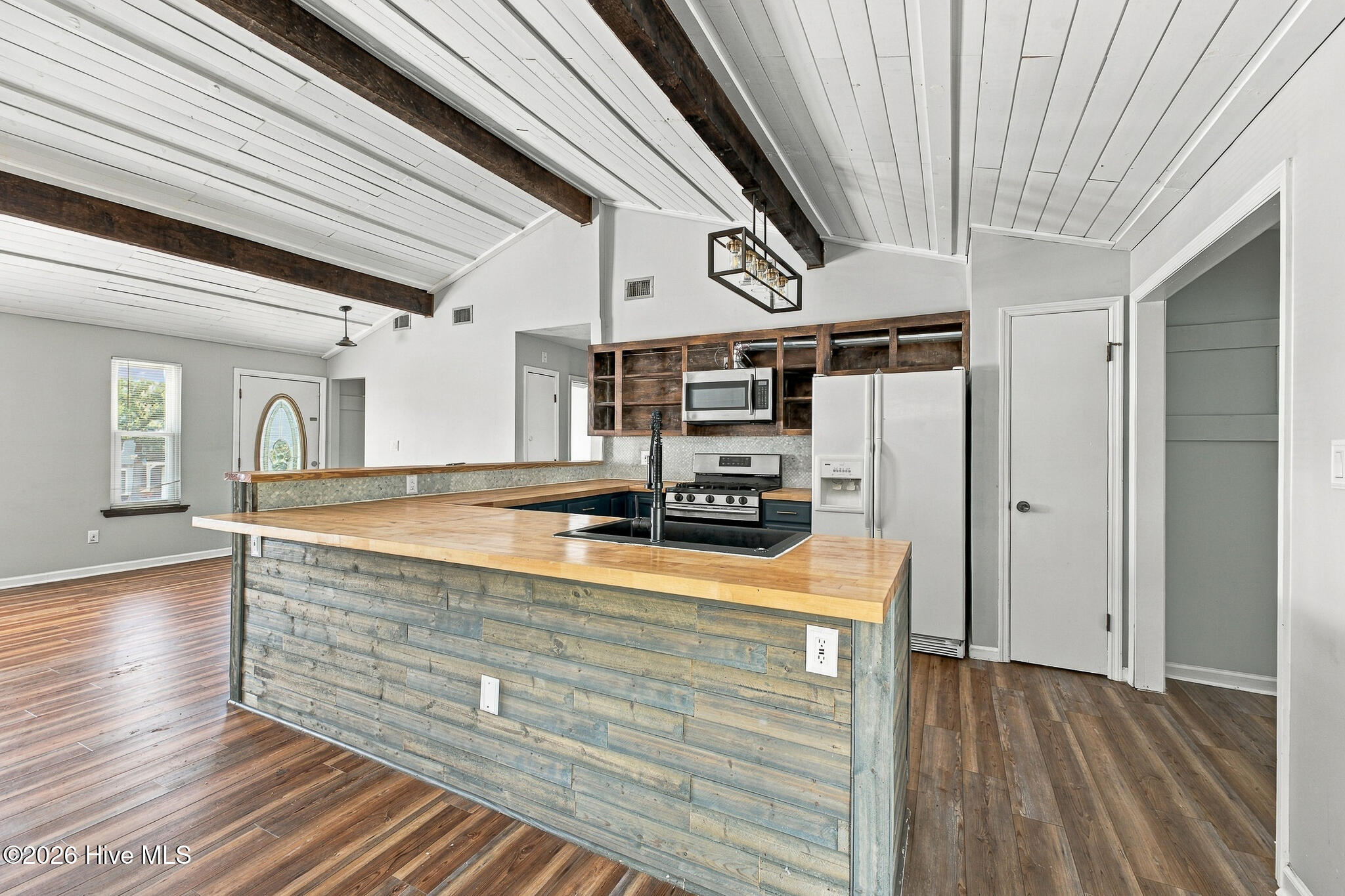 3711 Teakwood Court Property Photo 9