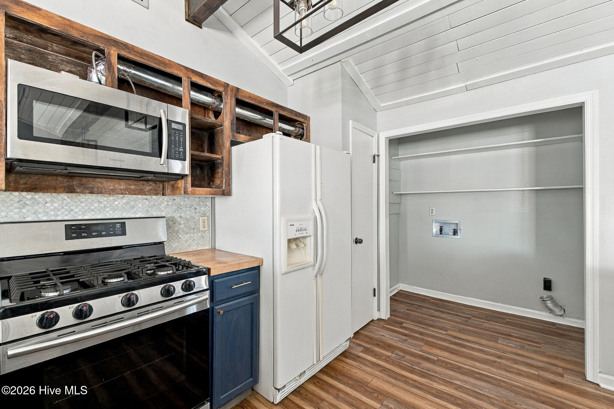 3711 Teakwood Court Property Photo 11