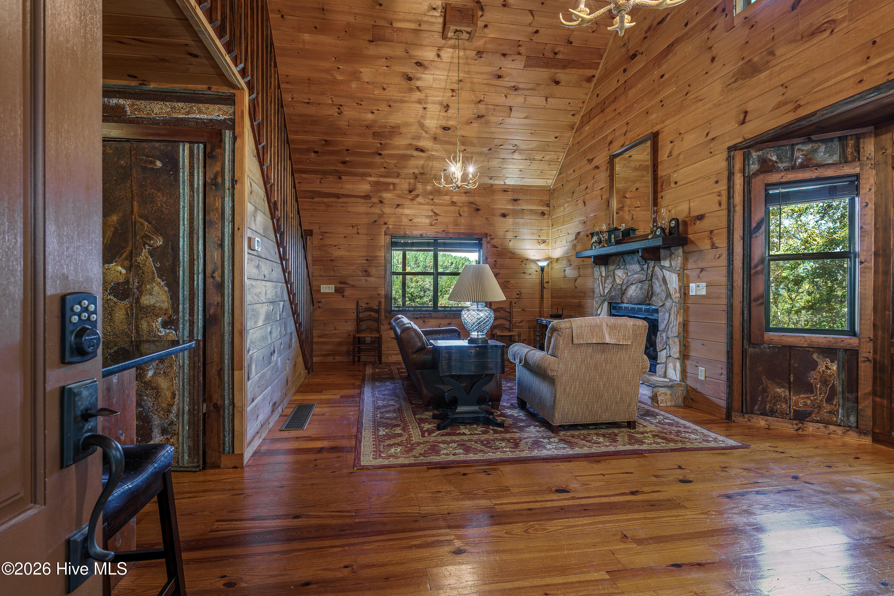 201 Primrose Lane Property Photo 5