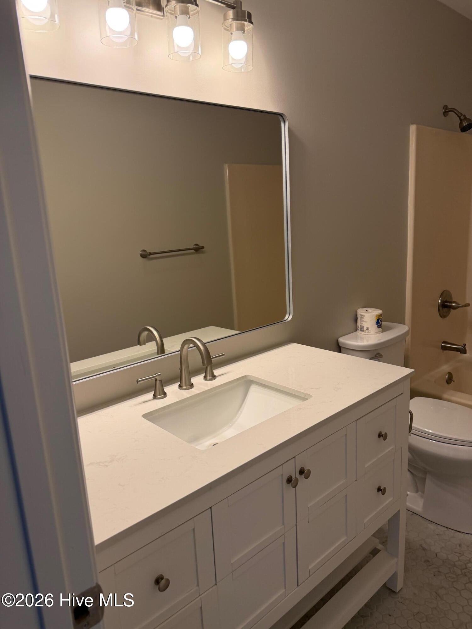 7012 North Bend Road Property Photo 23