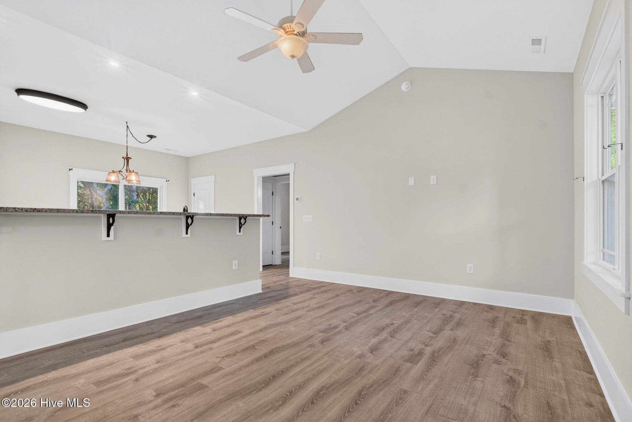 785 Folly Drive Se Property Photo 3