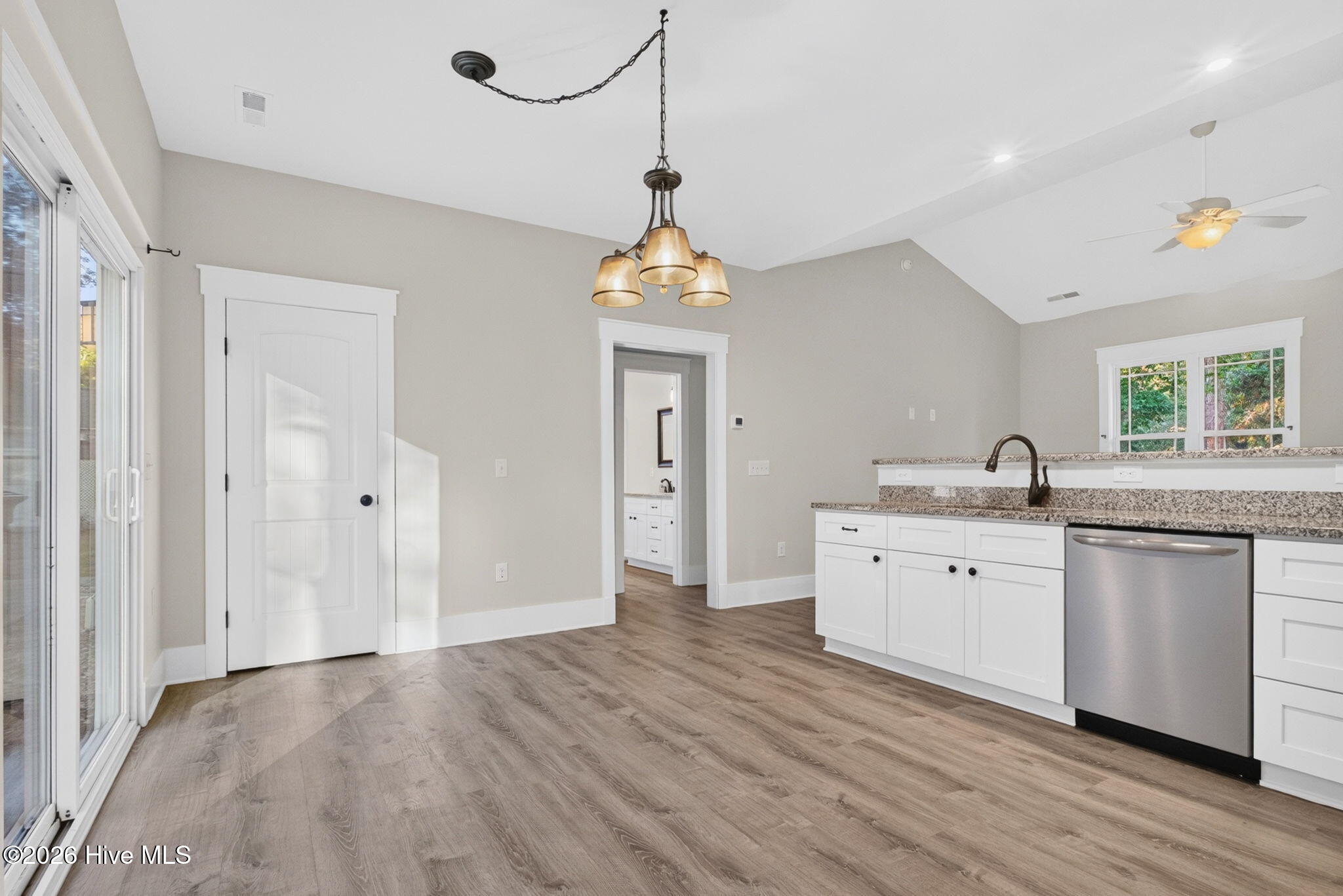 785 Folly Drive Se Property Photo 13