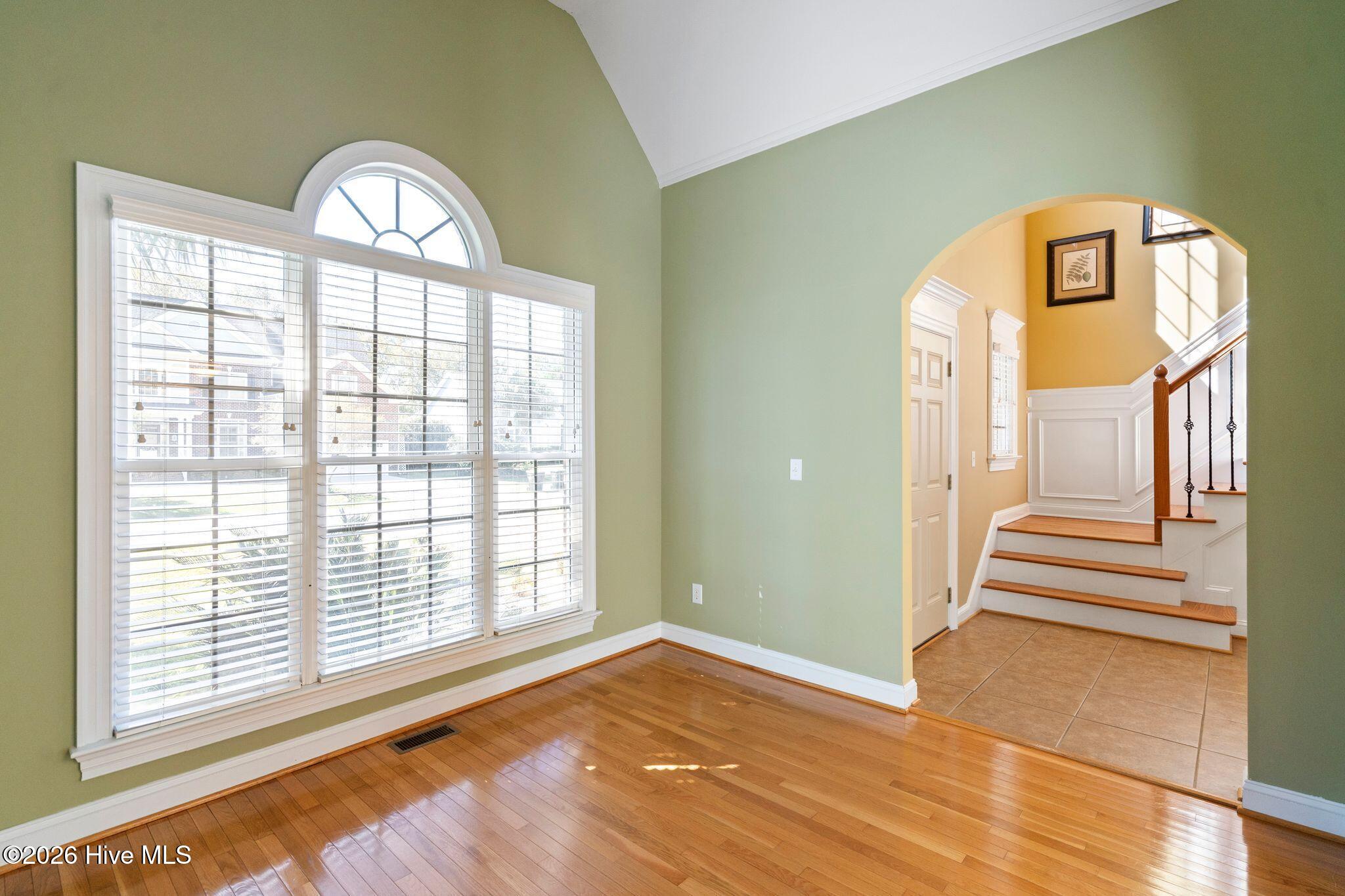 726 Wine Cellar Circle Property Photo 4