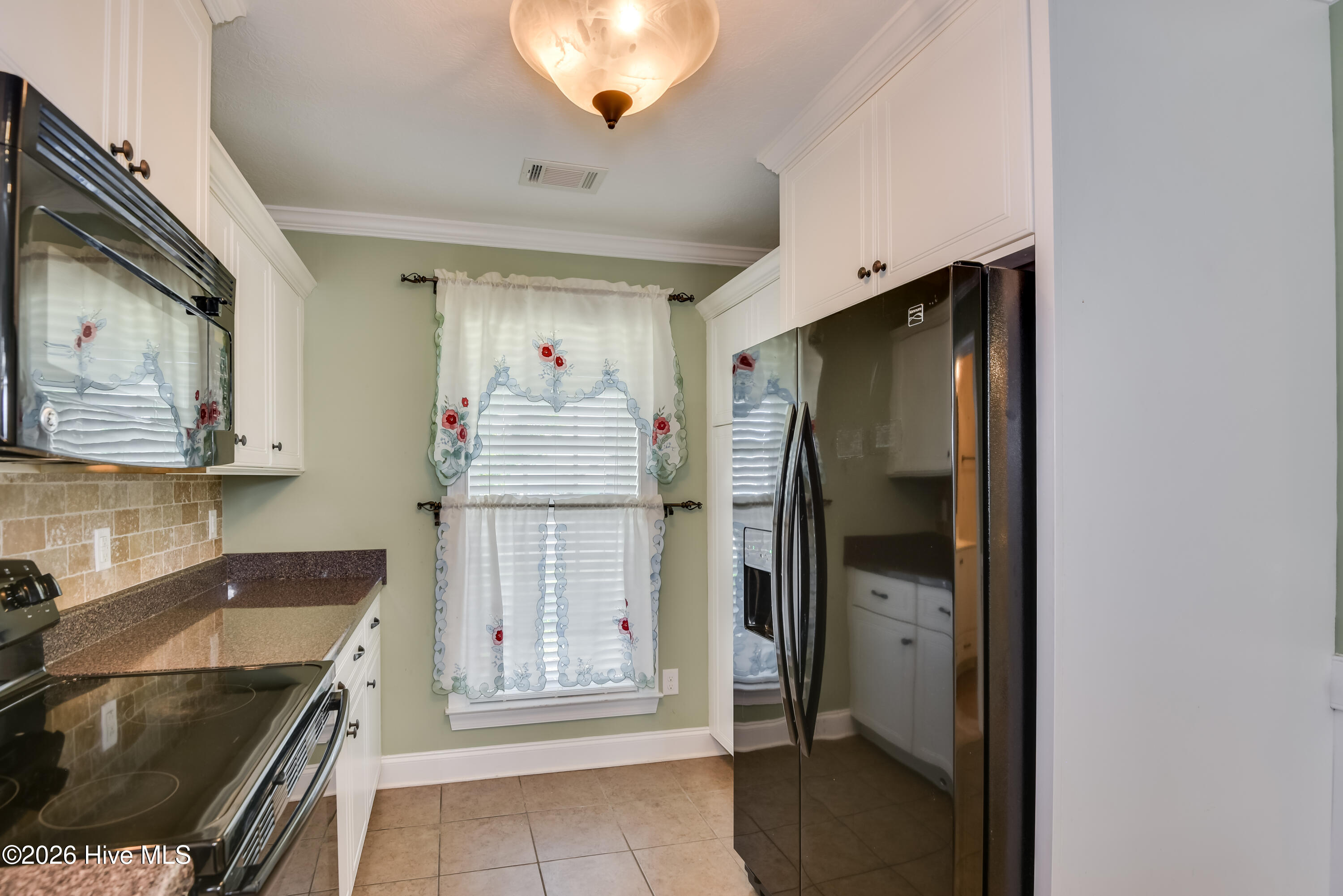 293 Harvester Drive Property Photo 14