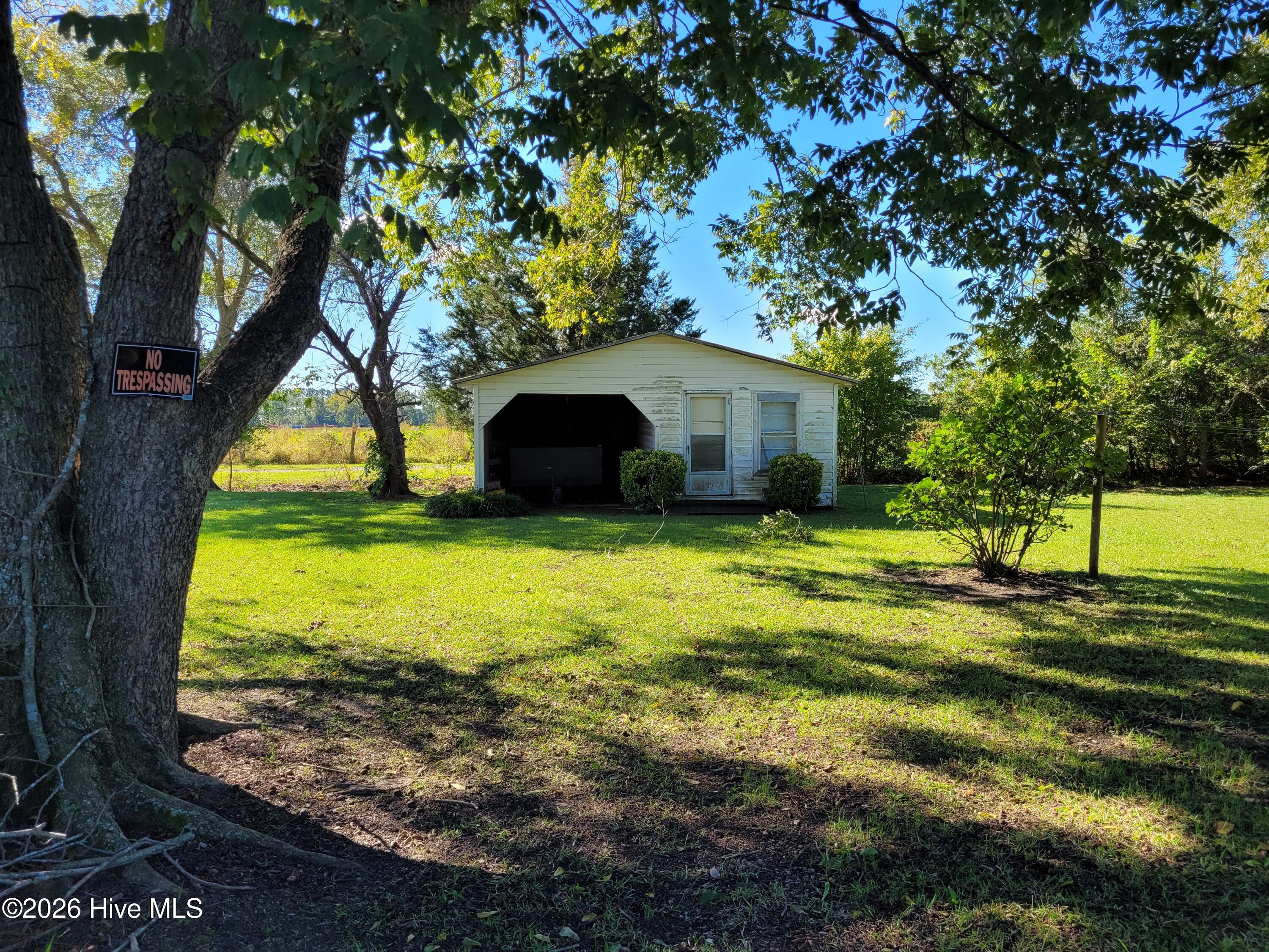 1554 Nc 102 E Property Photo 6