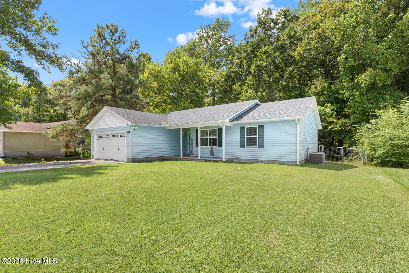 216 S Creek Drive Property Photo 2