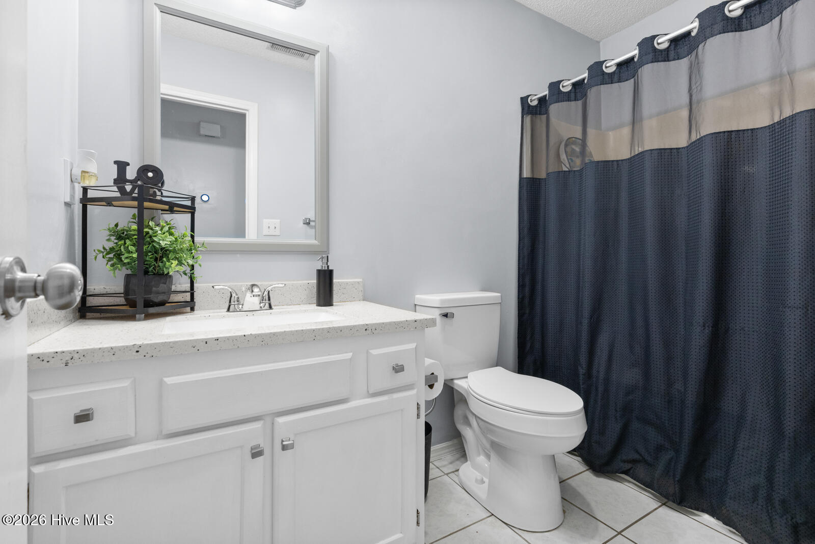 216 S Creek Drive Property Photo 14