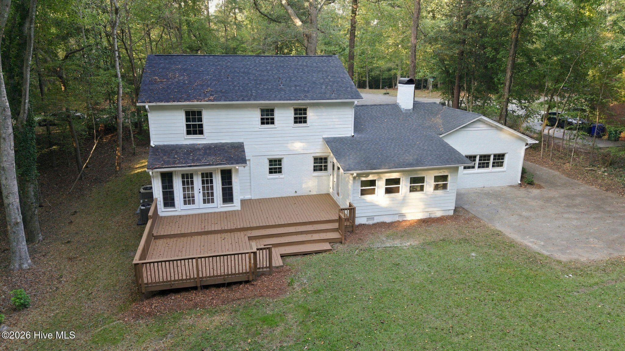 108 Chippendail Drive Property Photo 3