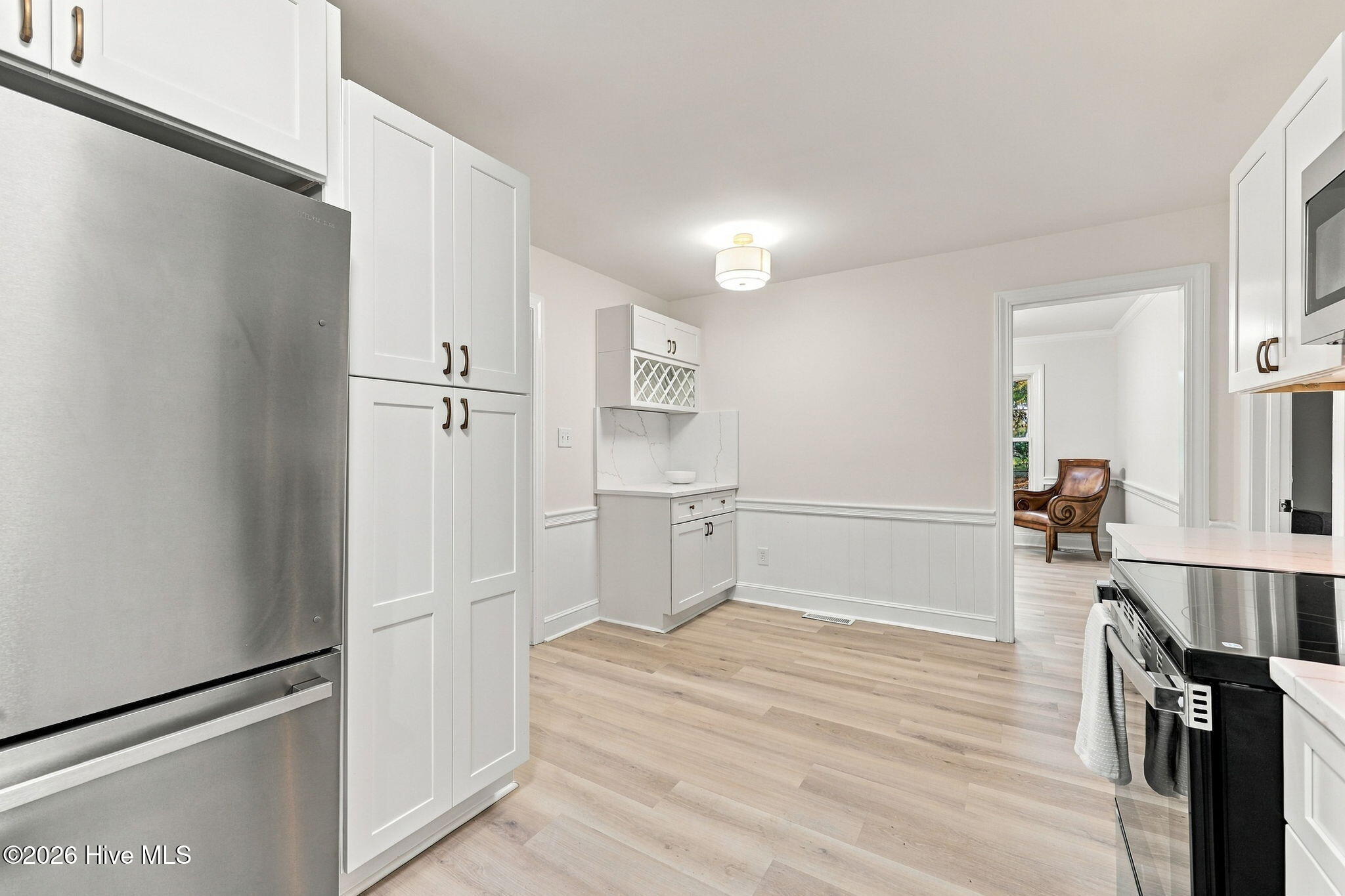108 Chippendail Drive Property Photo 13
