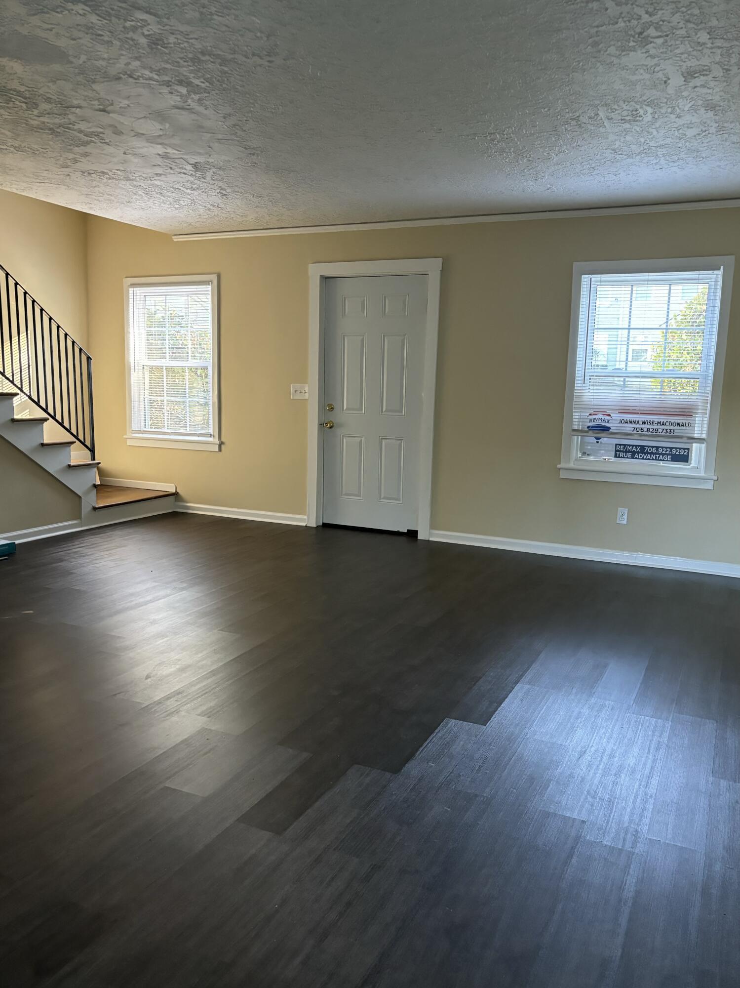 801 Monte Sano Avenue Apt D3 Property Photo 2