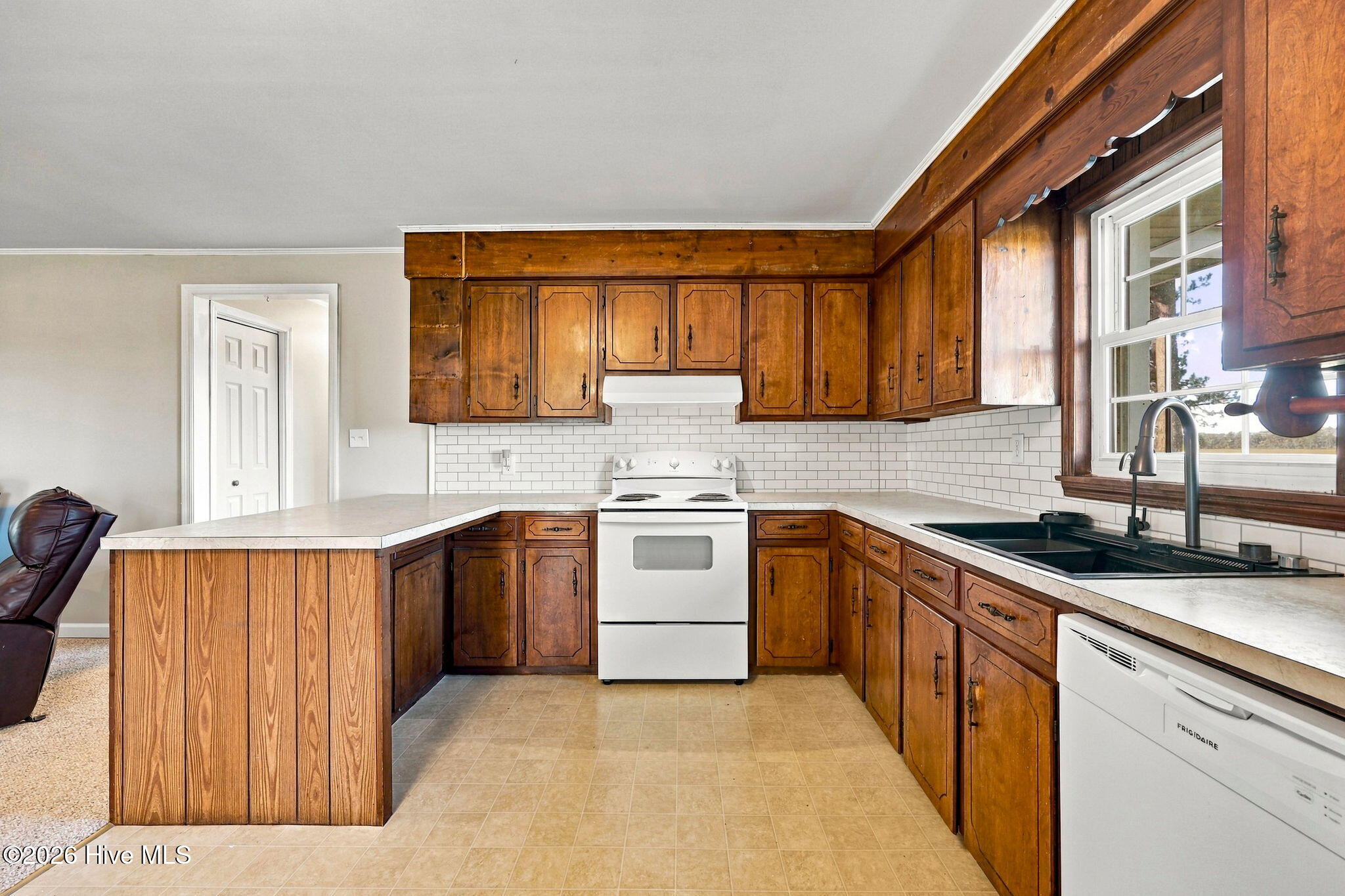 10630 N Nc 92 Highway E Property Photo 15
