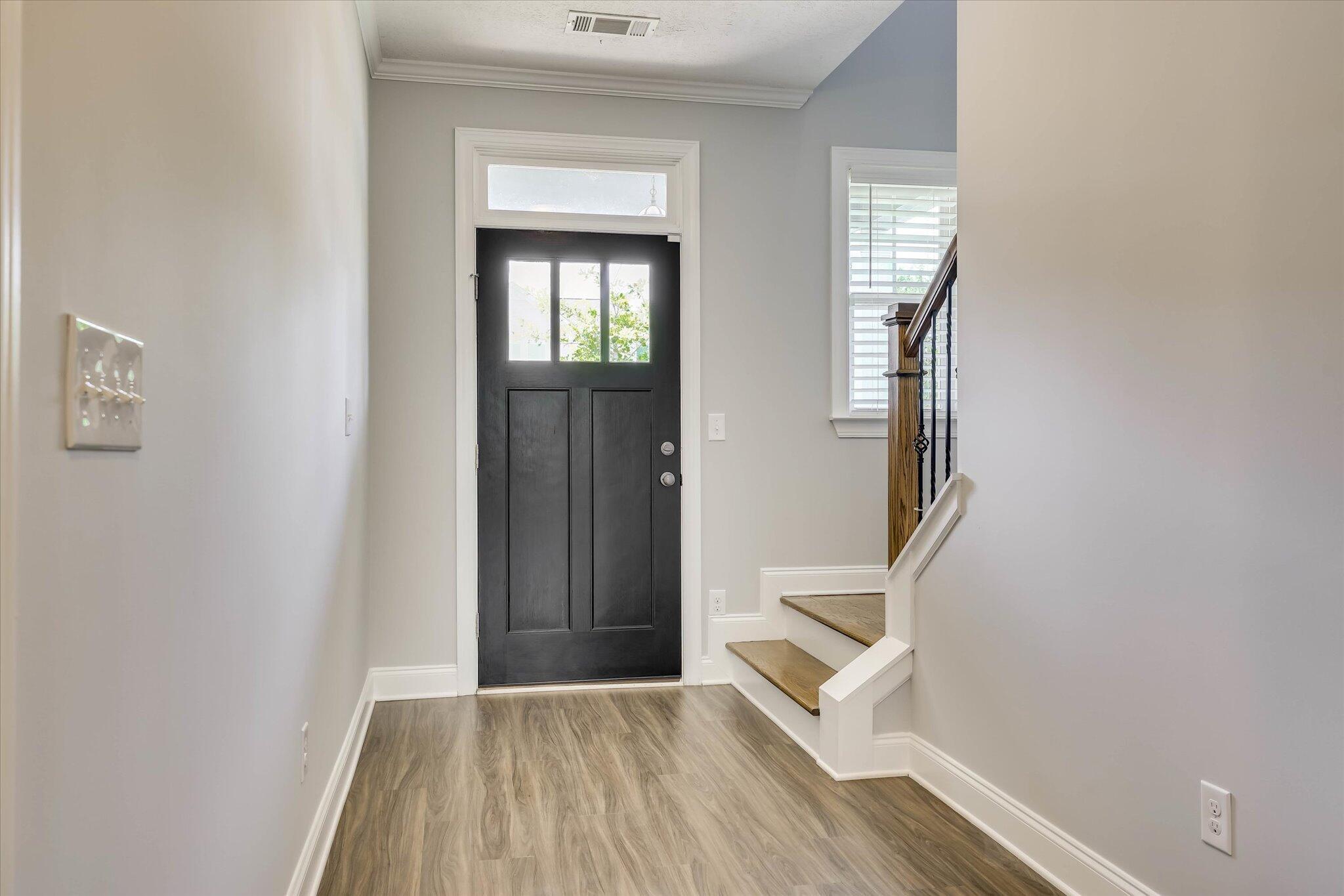 445 Longmeadow Drive Property Photo 4