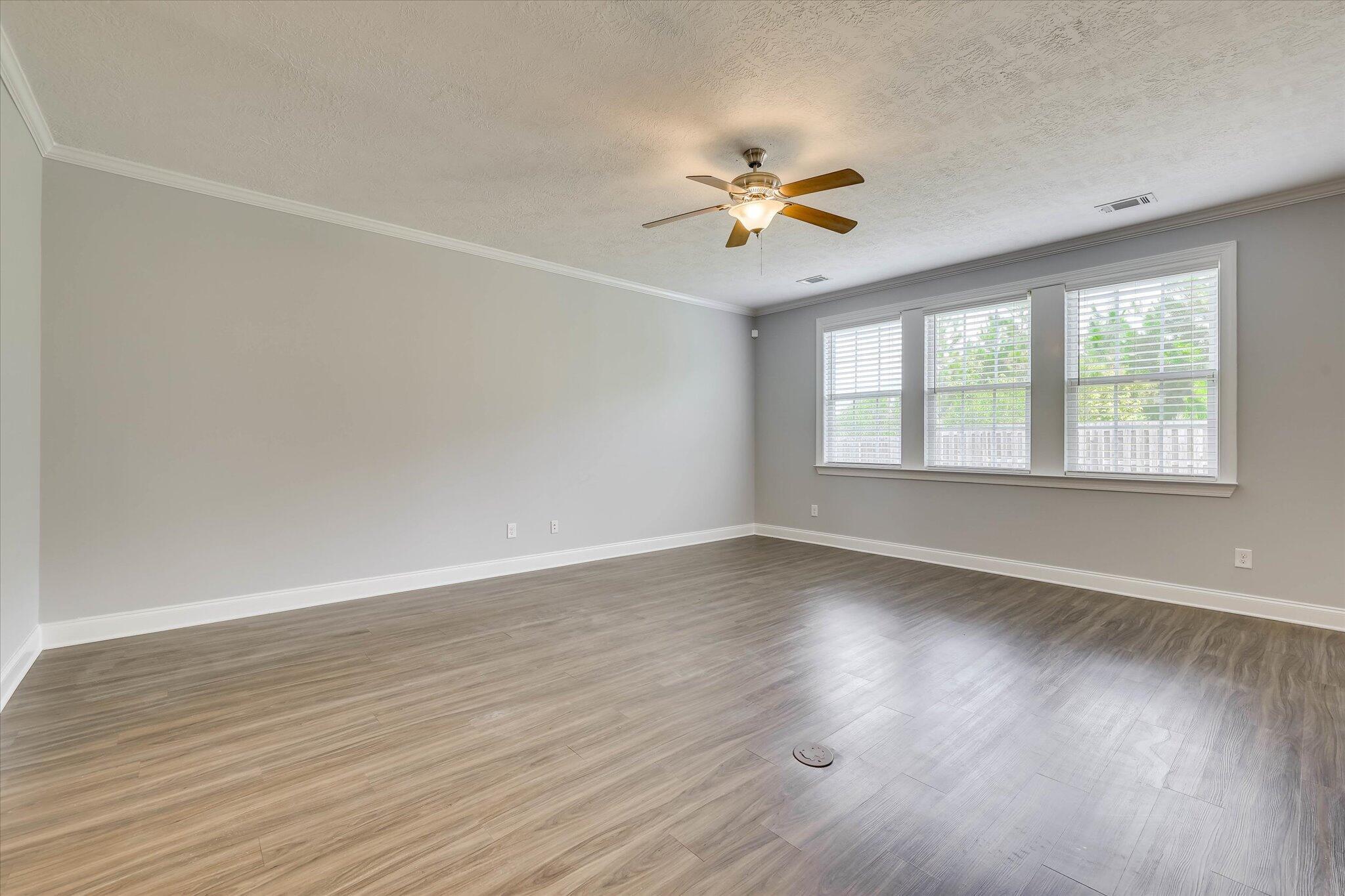 445 Longmeadow Drive Property Photo 6