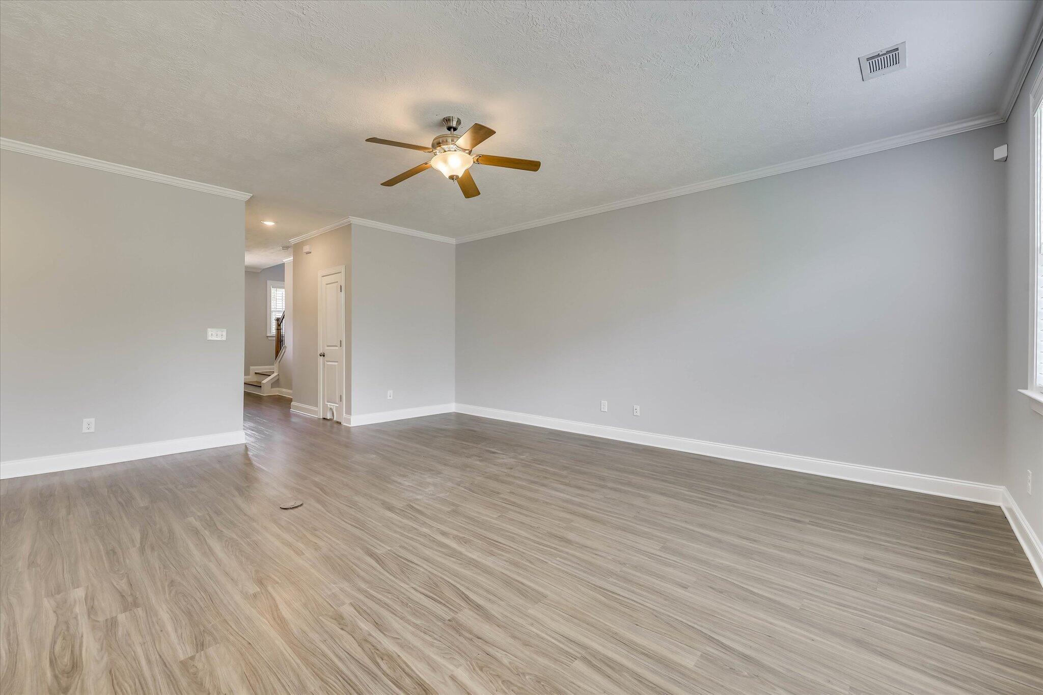 445 Longmeadow Drive Property Photo 7