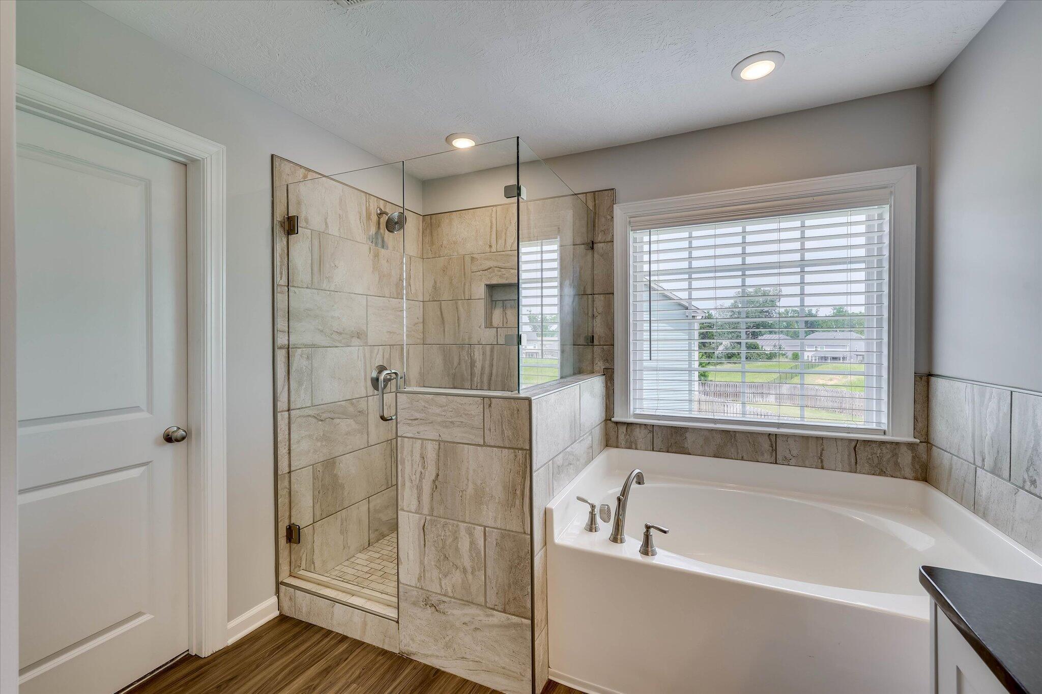 445 Longmeadow Drive Property Photo 32