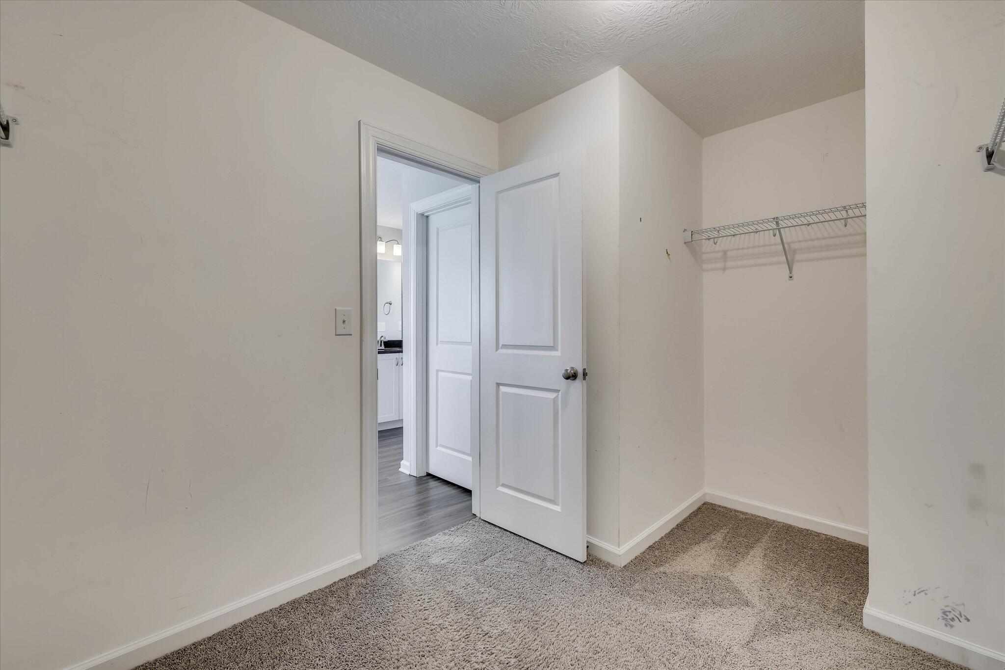 445 Longmeadow Drive Property Photo 33