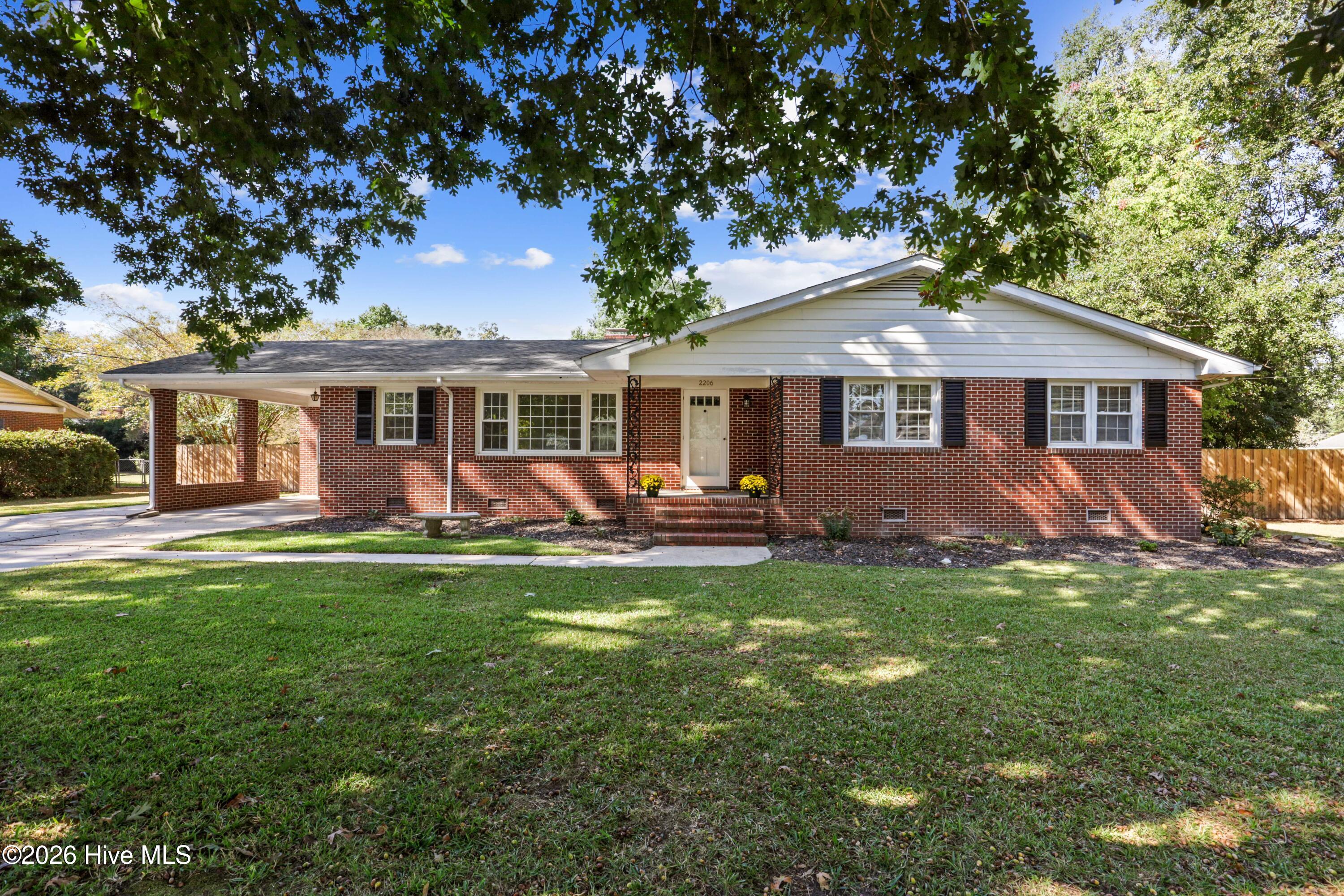2206 Stanton Road Property Photo 1